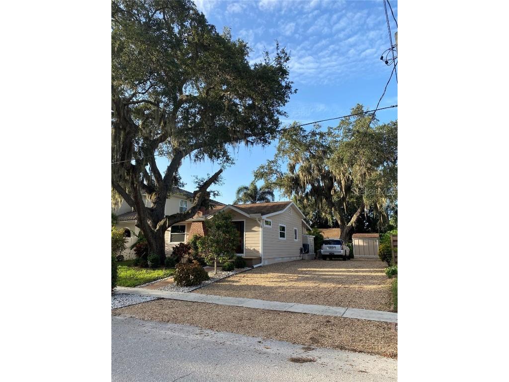 1832 Worrington Street Sarasota FL 34231 A4612916 image1