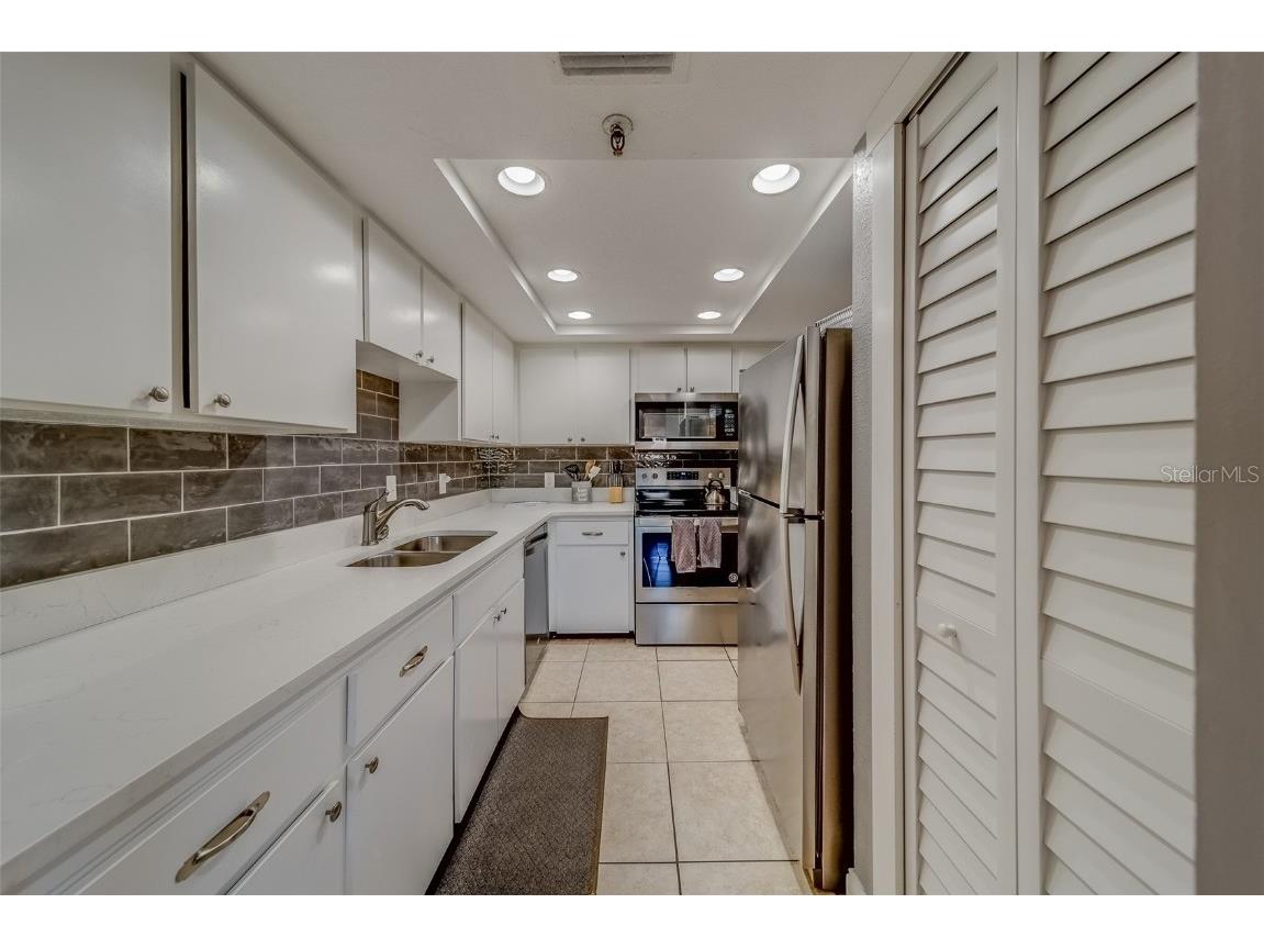 18320 Gulf Boulevard #303 Redington Shores FL 33708 - GULF OF MEXICO TB8329812 image16