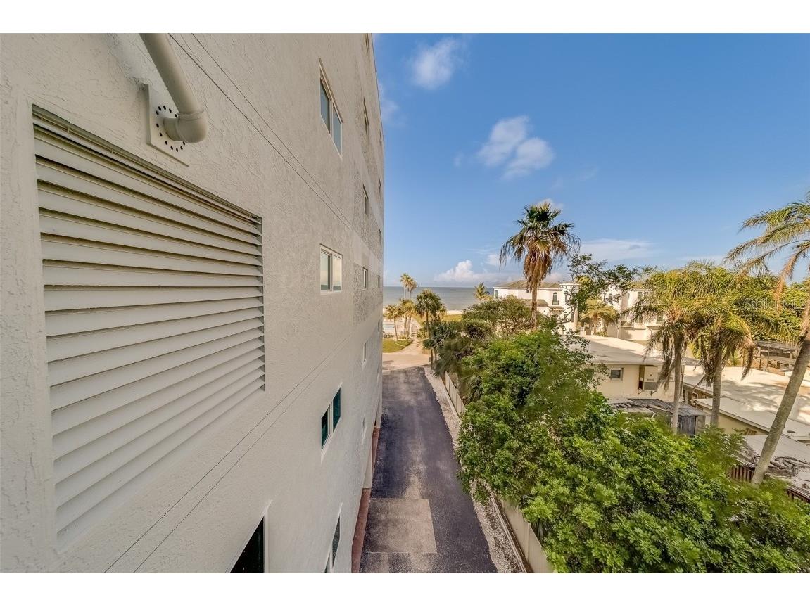 18320 Gulf Boulevard #303 Redington Shores FL 33708 - GULF OF MEXICO TB8329812 image34