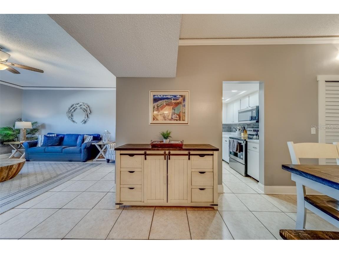 18320 Gulf Boulevard #303 Redington Shores FL 33708 - GULF OF MEXICO TB8329812 image7