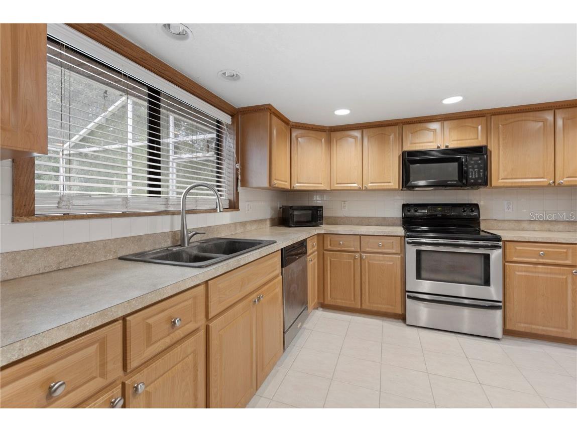 18321 Mcmullen Rd Spring Hill FL 34610 TB8417702 image24