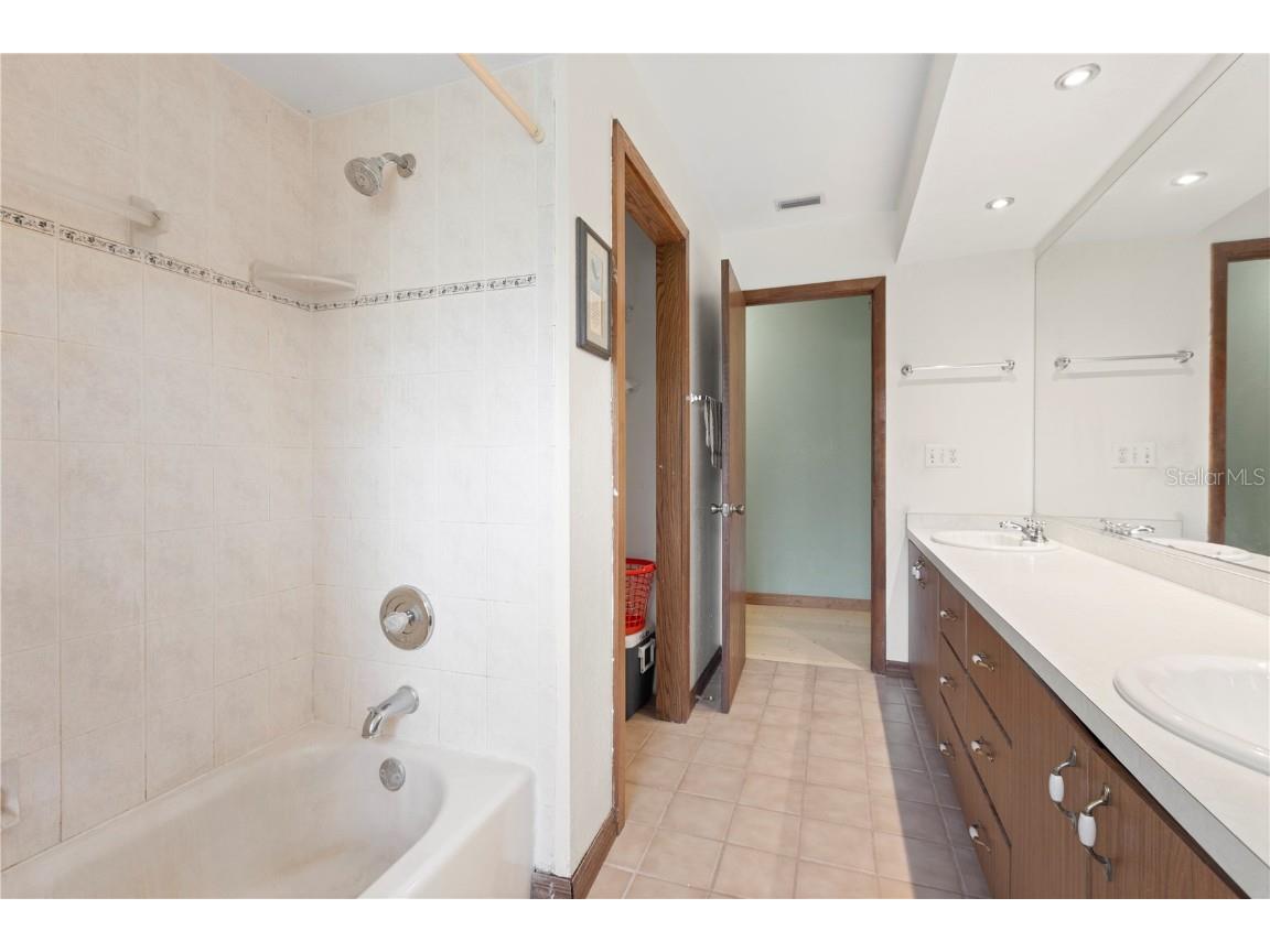 18321 Mcmullen Rd Spring Hill FL 34610 TB8417702 image33