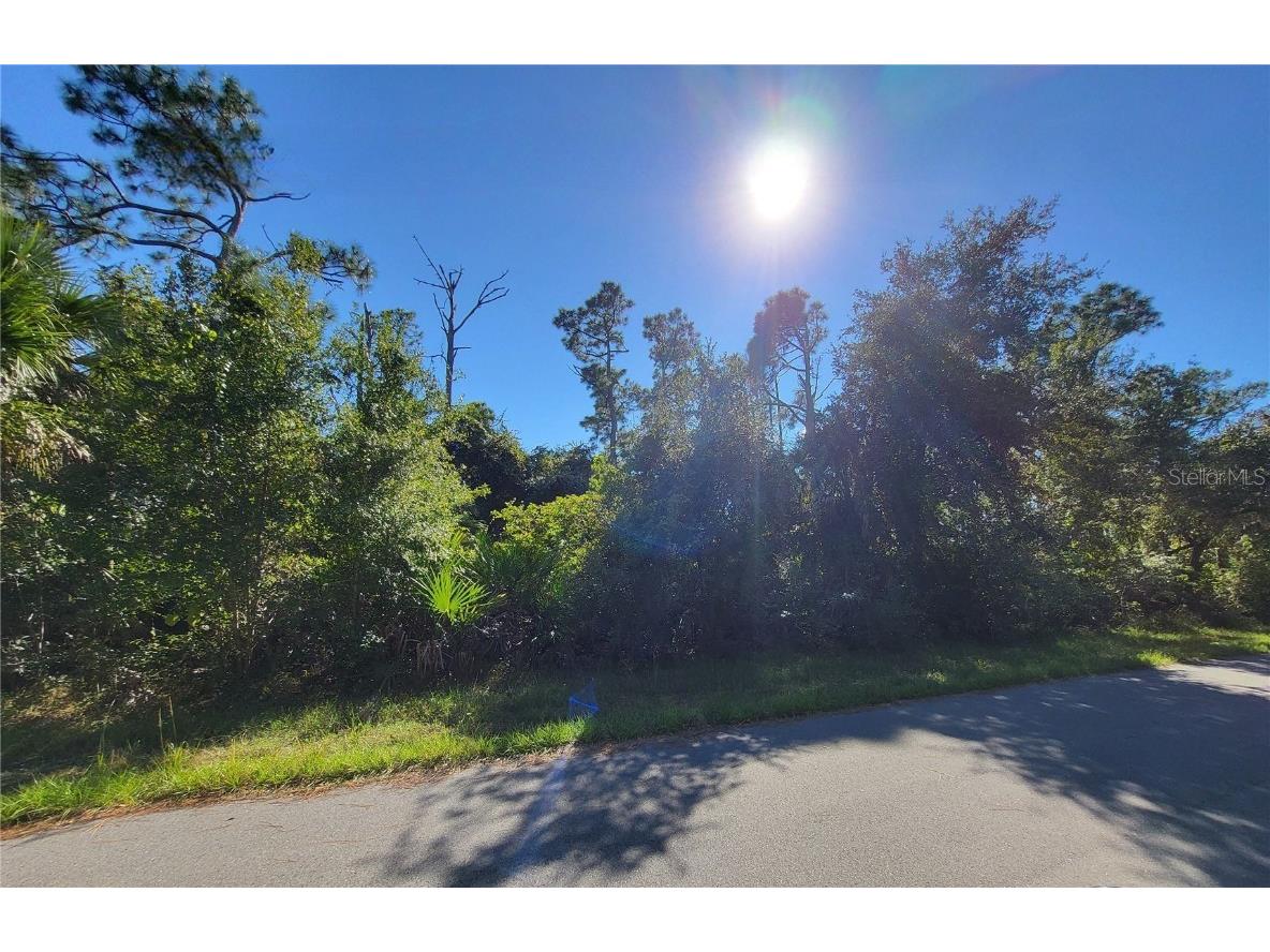 18321 Sarcee Avenue Port Charlotte FL 33948 D6144639 image3