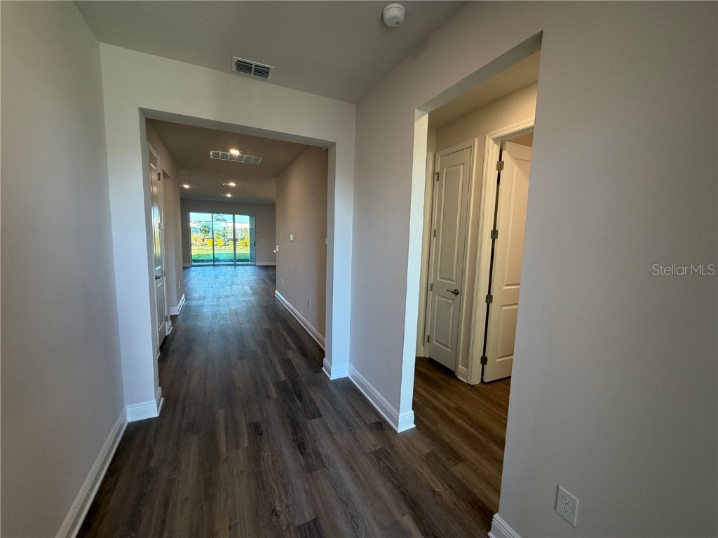 18321 Thistleberry Place Lakewood Ranch FL 34211 A4659311 image2