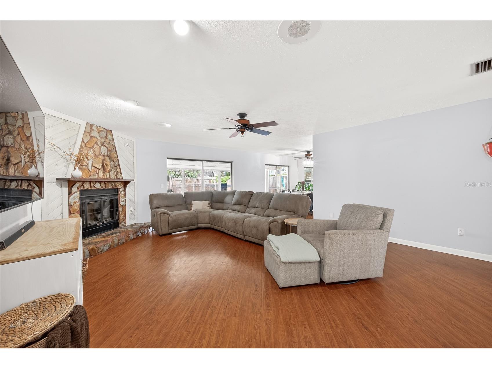 18322 Swan Lake Drive Lutz FL 33549 TB8489278 image13