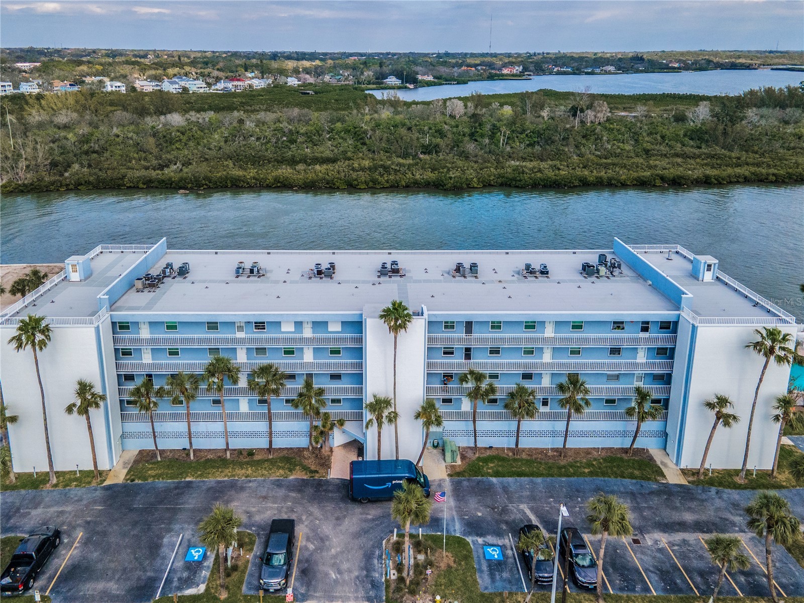 18325 Gulf Boulevard #308 Redington Shores FL 33708 - INTRACOASTAL WATERWAY TB8495727 image1