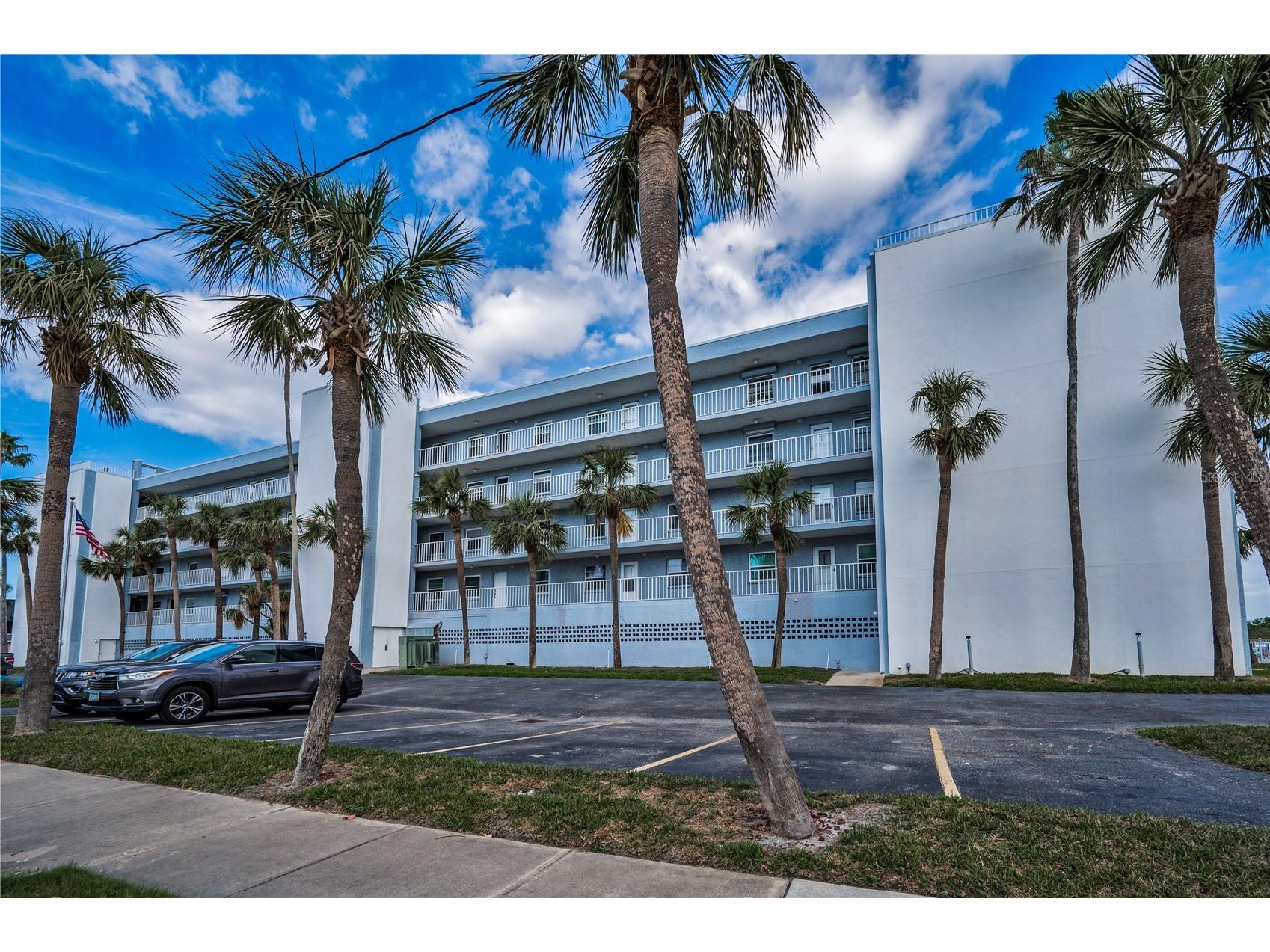 18325 Gulf Boulevard #308 Redington Shores FL 33708 - INTRACOASTAL WATERWAY TB8495727 image2