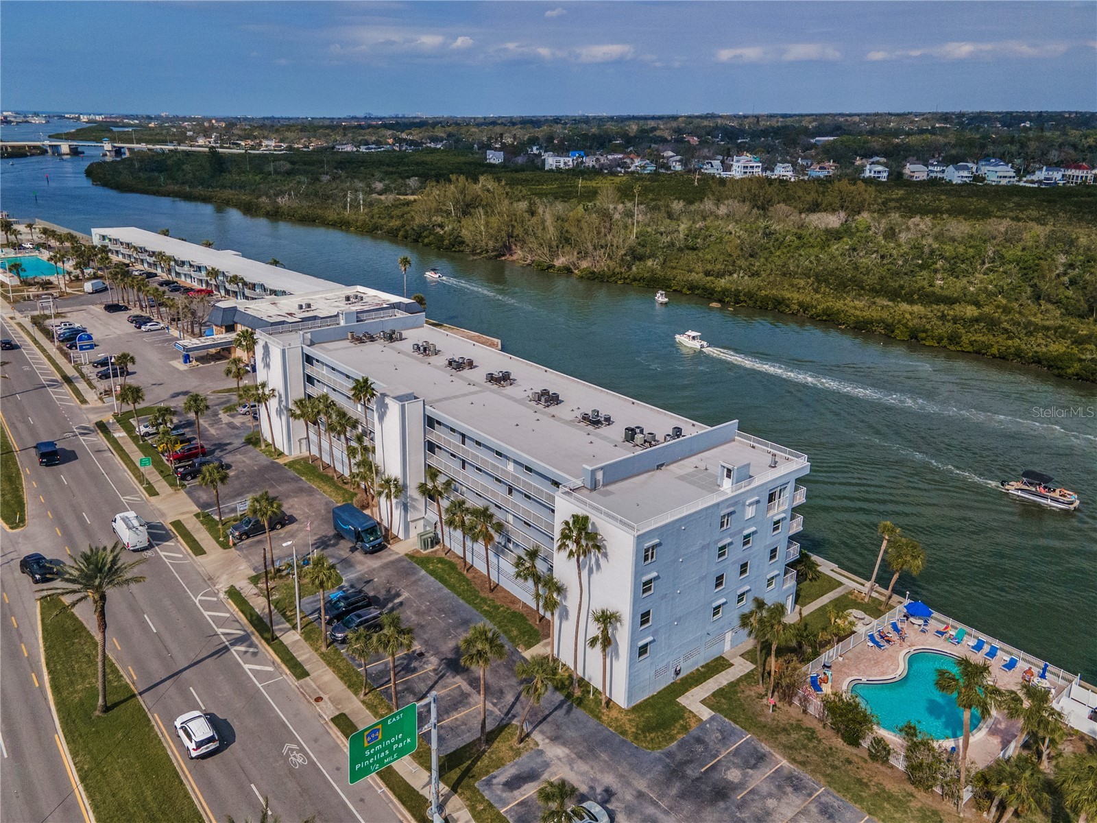 18325 Gulf Boulevard #308 Redington Shores FL 33708 - INTRACOASTAL WATERWAY TB8495727 image3