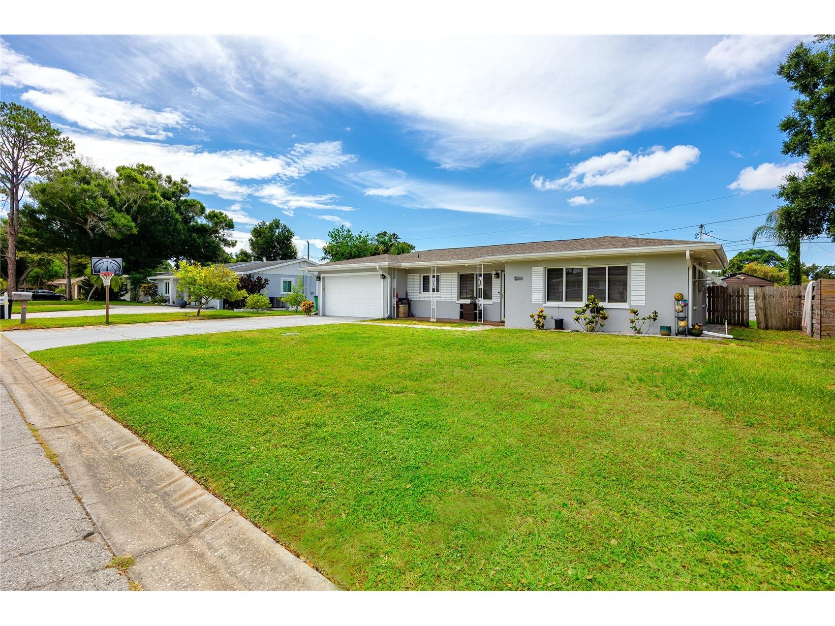 1833 Hunt Lane Clearwater FL 33764 TB8525040 image2