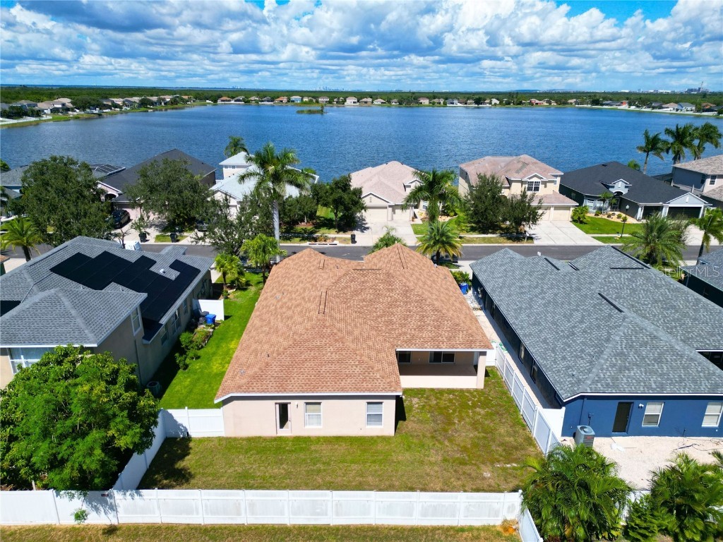 1833 Mira Lago Circle Ruskin FL 33570 TB8432914 image3