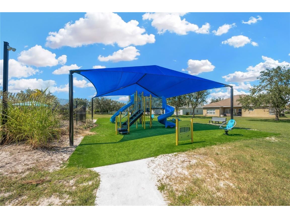 1833 Mira Lago Circle Ruskin FL 33570 TB8432914 image38