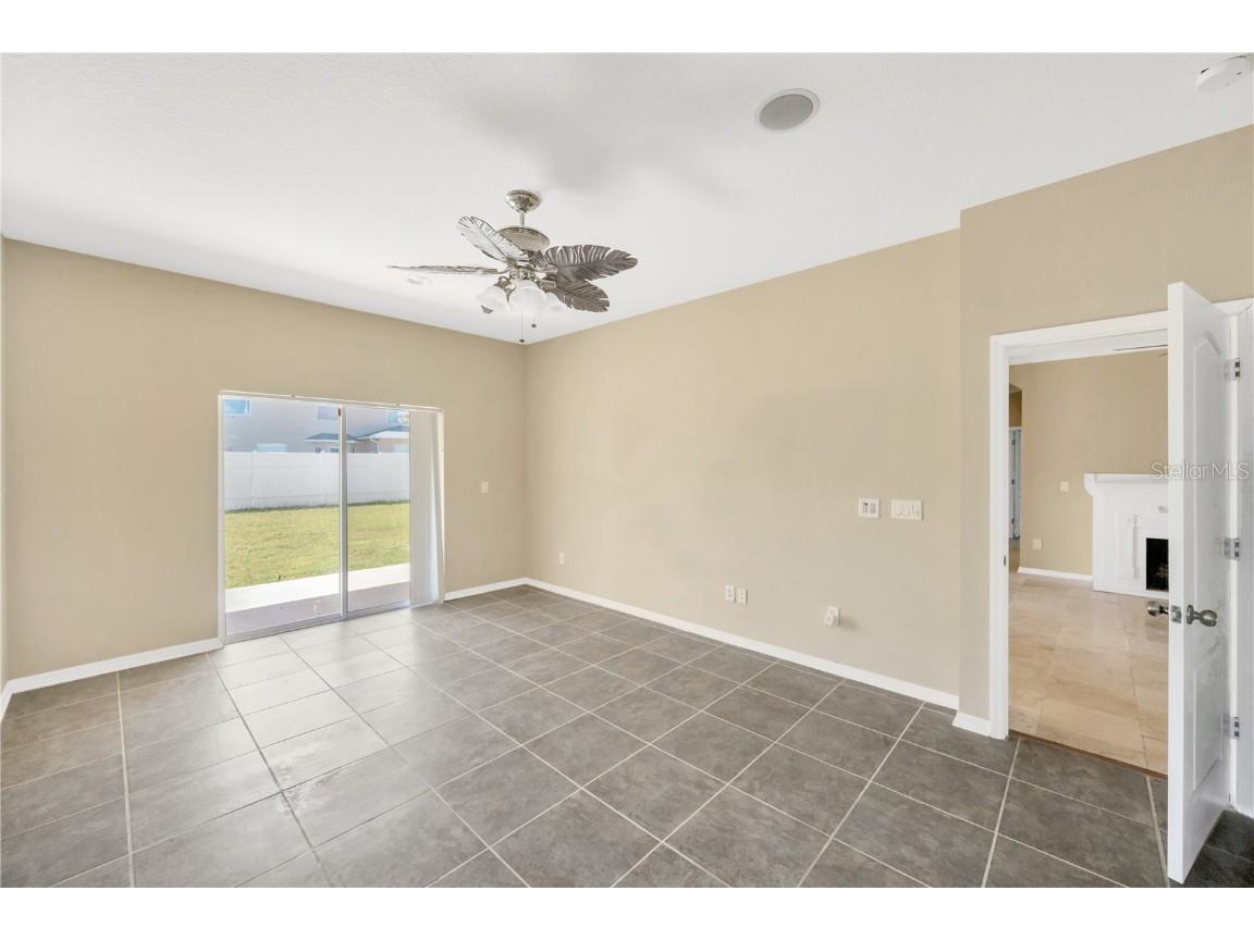1833 Mira Lago Circle Ruskin FL 33570 TB8437438 image25
