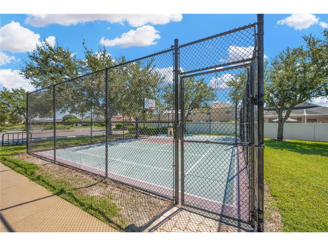 1833 Mira Lago Circle Ruskin FL 33570 TB8437438 image38