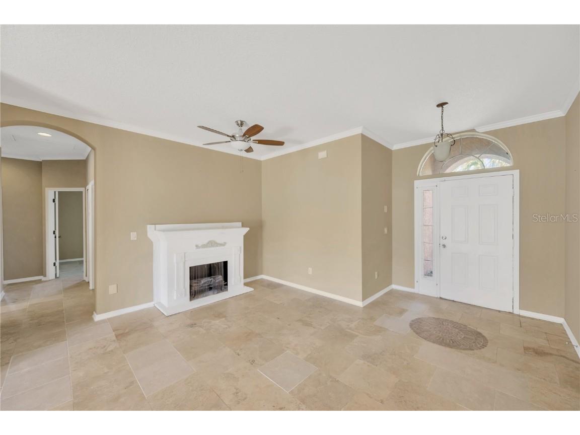 1833 Mira Lago Circle Ruskin FL 33570 TB8437438 image6