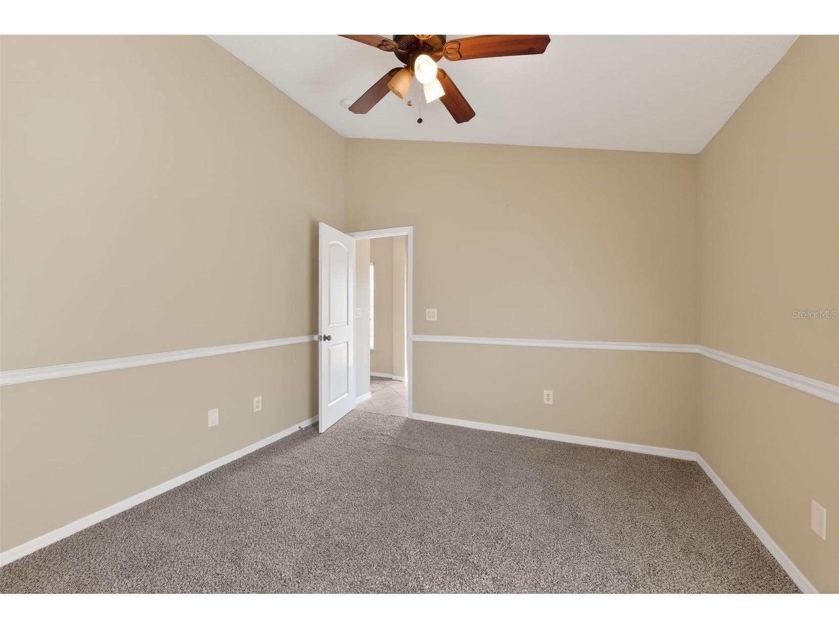 1833 Mira Lago Circle Ruskin FL 33570 TB8502330 image10