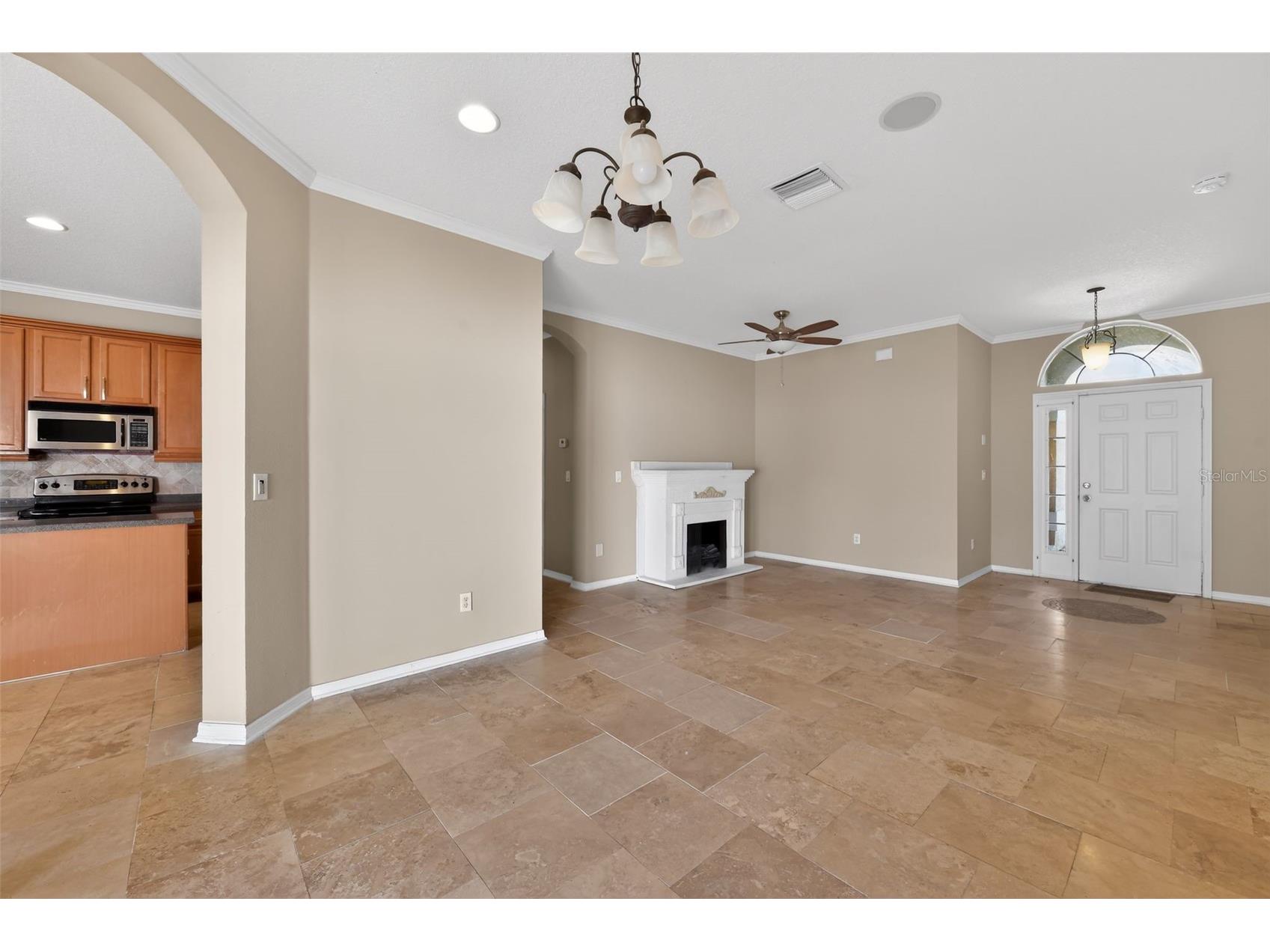 1833 Mira Lago Circle Ruskin FL 33570 TB8502330 image11