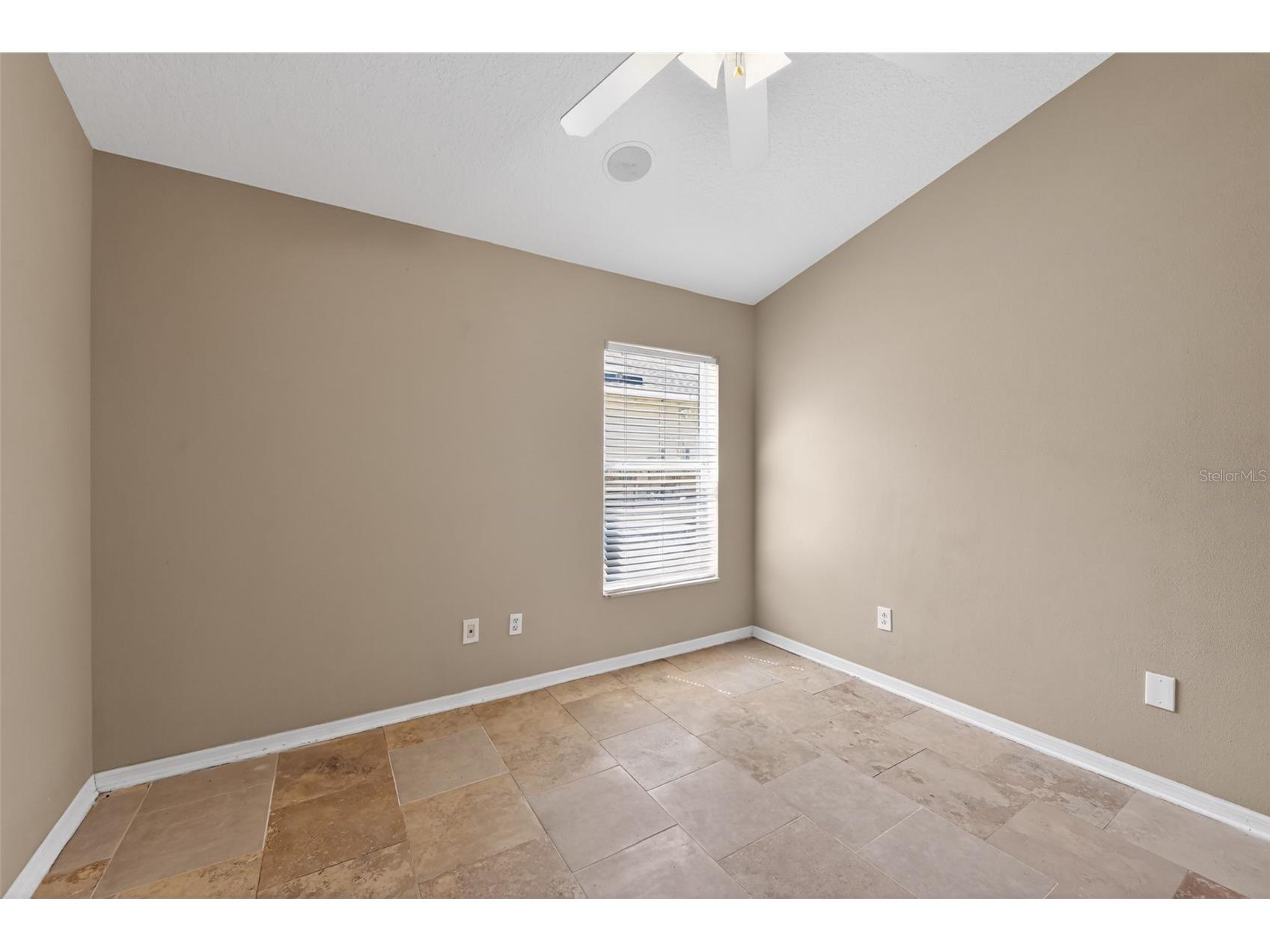 1833 Mira Lago Circle Ruskin FL 33570 TB8502330 image17