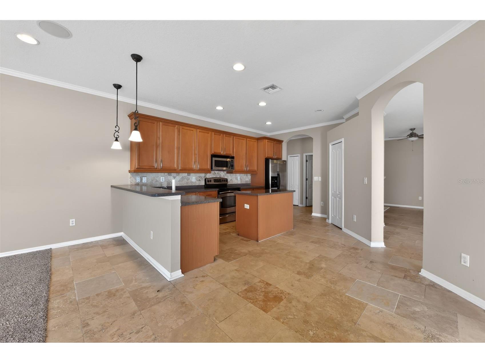 1833 Mira Lago Circle Ruskin FL 33570 TB8502330 image7