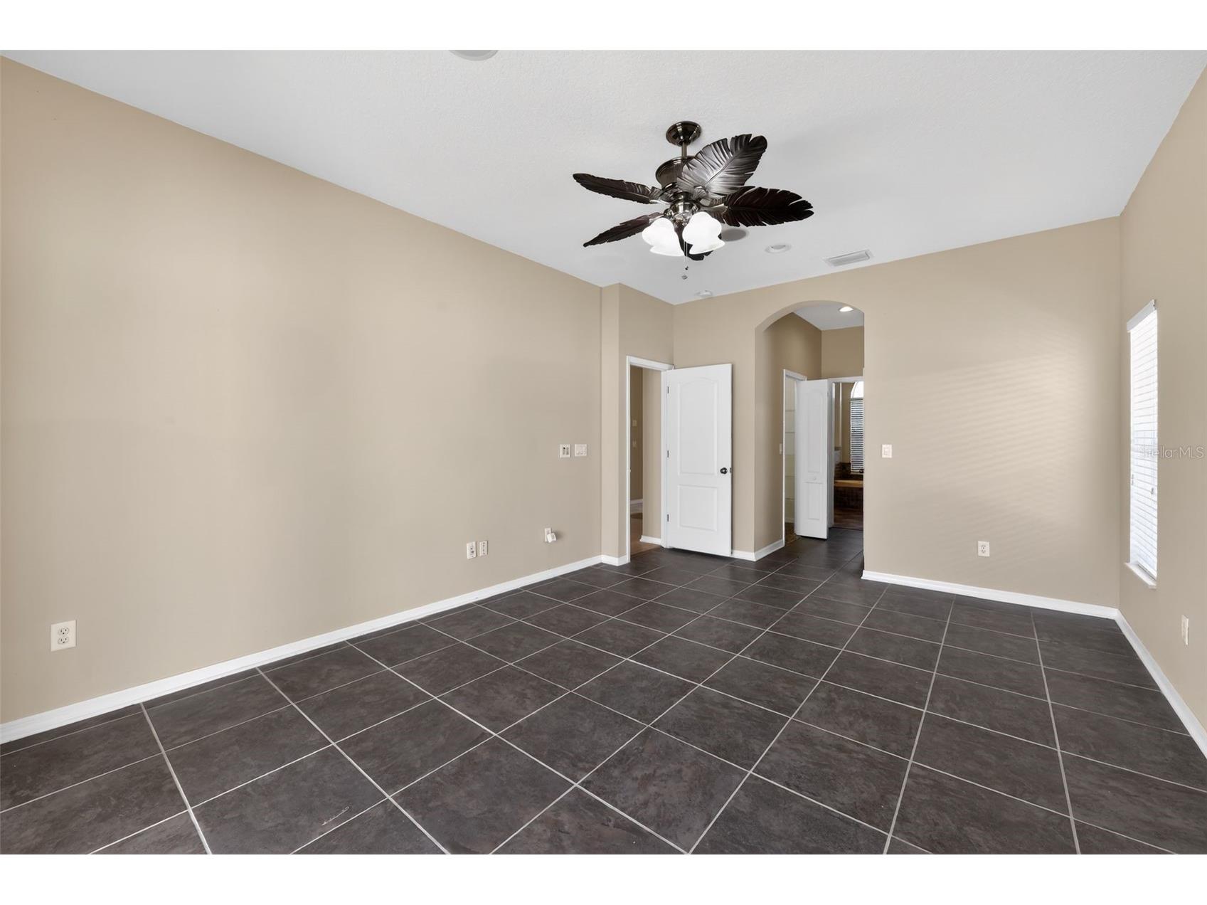 1833 Mira Lago Circle Ruskin FL 33570 TB8502330 image8