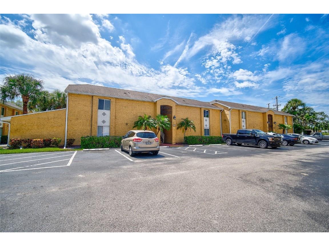 1833 Parakeet Way #1104 Sarasota FL 34232 A4581882 image1