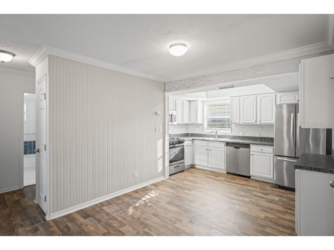 1833 Shore Acres Boulevard NE, Saint Petersburg, FL, 33703 MLS