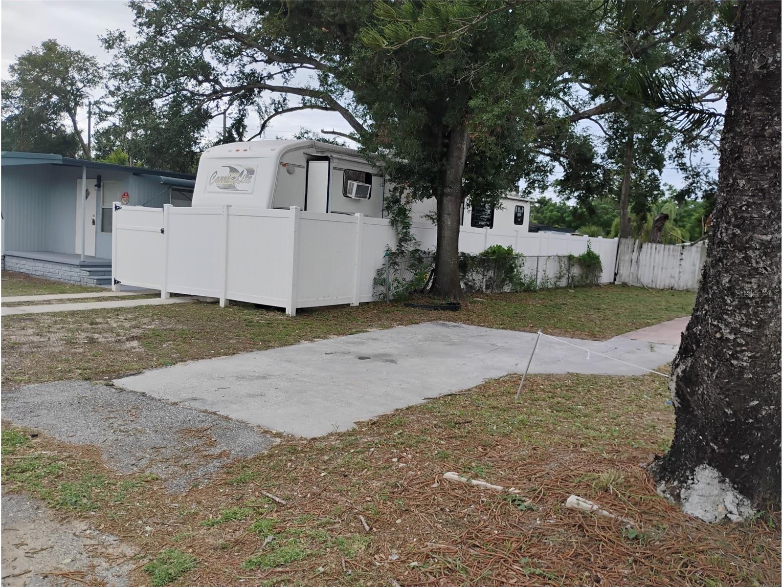 1833 Viceroy Lane Holiday FL 34690 TB8516532 image5