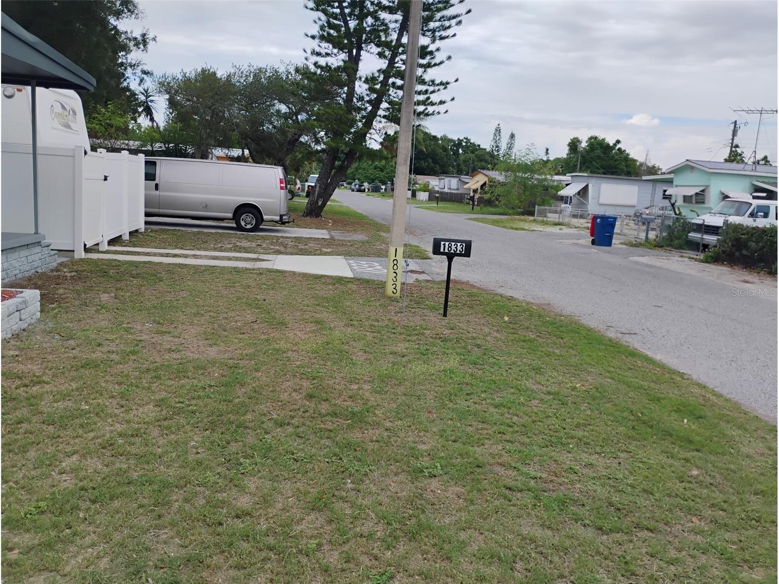 1833 Viceroy Lane Holiday FL 34690 TB8516532 image7