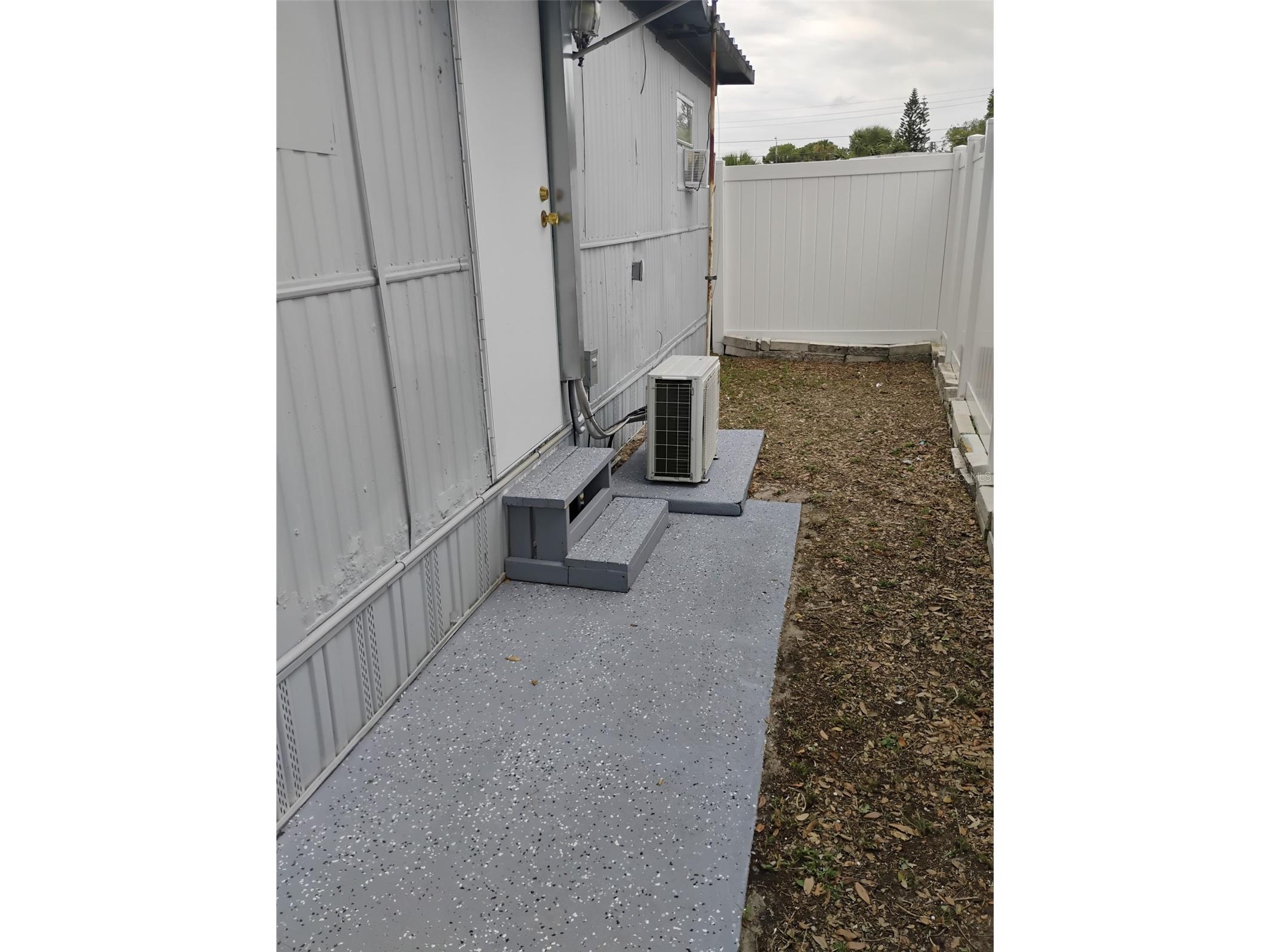 1833 Viceroy Lane Holiday FL 34690 TB8516532 image8