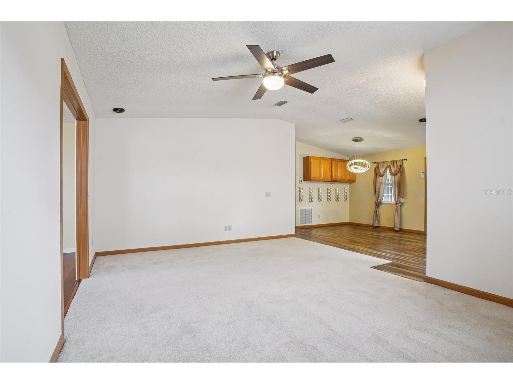 1833 W Schwartz Boulevard The Villages FL 32159 G5108531 image17