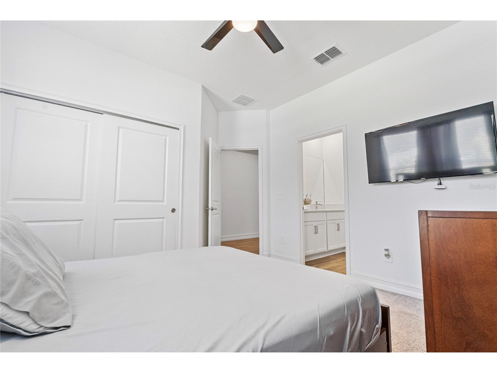 18331 Serene Lake Loop Lutz FL 33548 TB8455743 image29