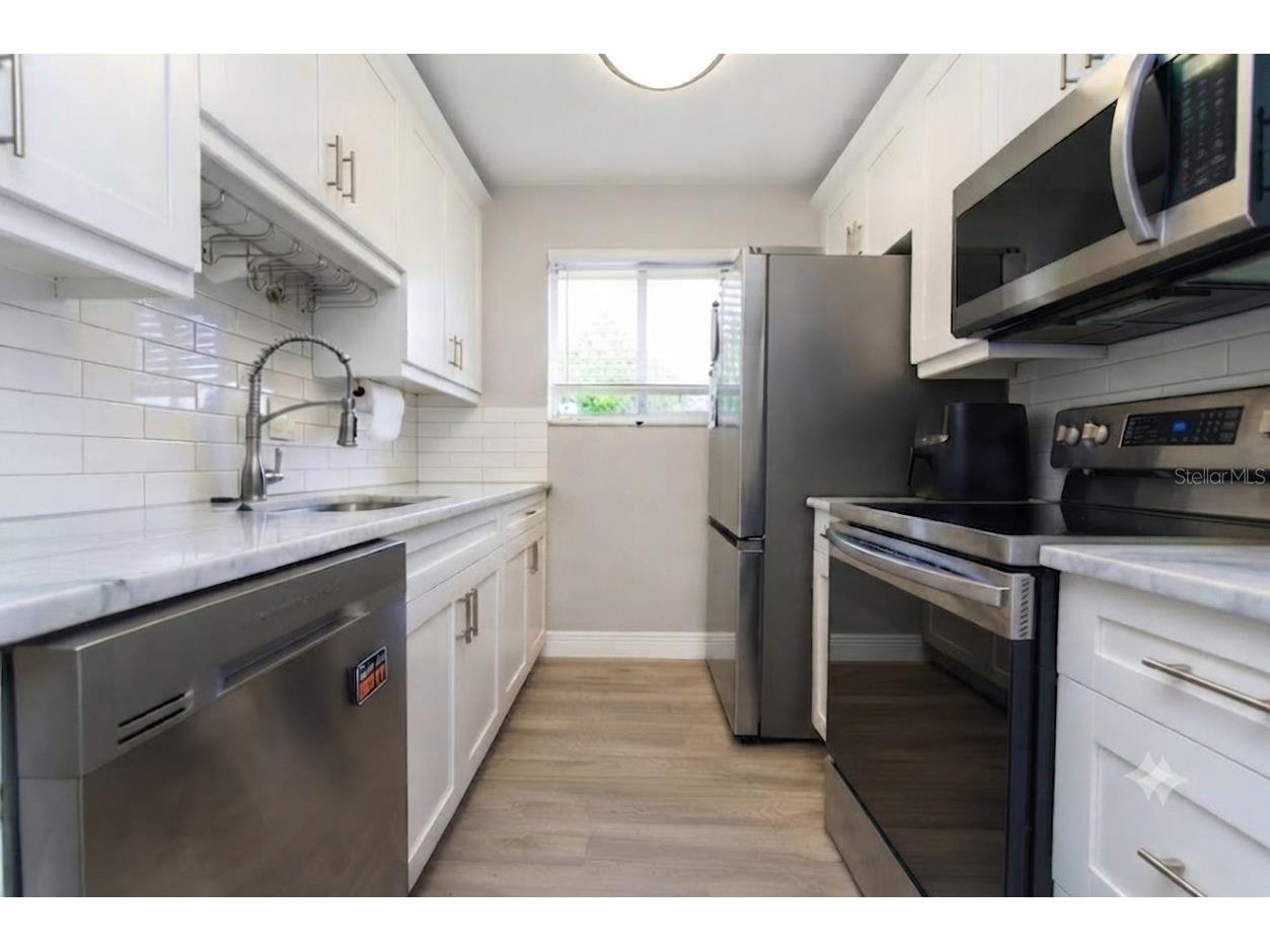 1834 Bough Avenue #4 Clearwater FL 33760 A4700253 image4
