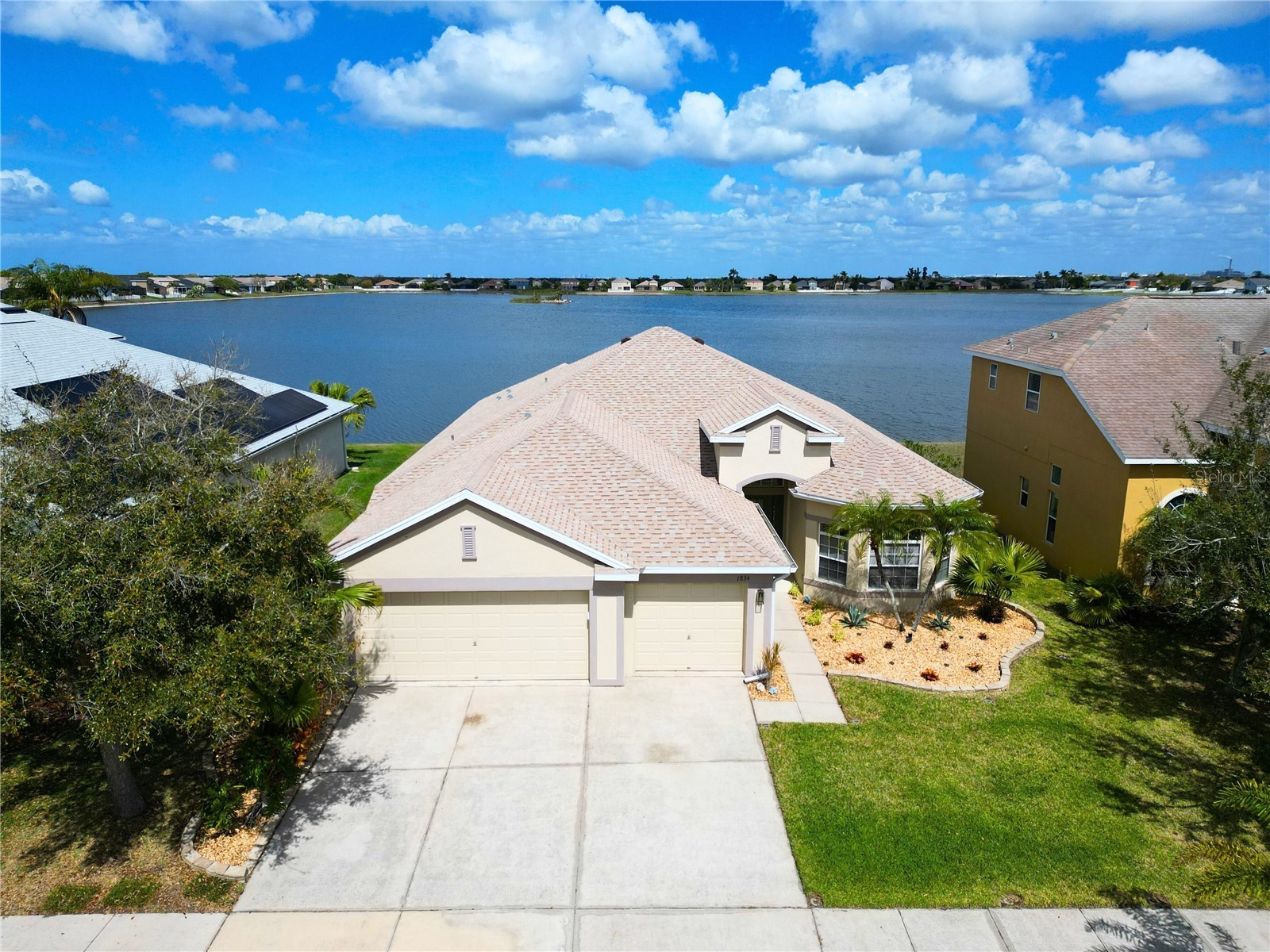 1834 Mira Lago Circle Ruskin FL 33570 TB8484437 image1