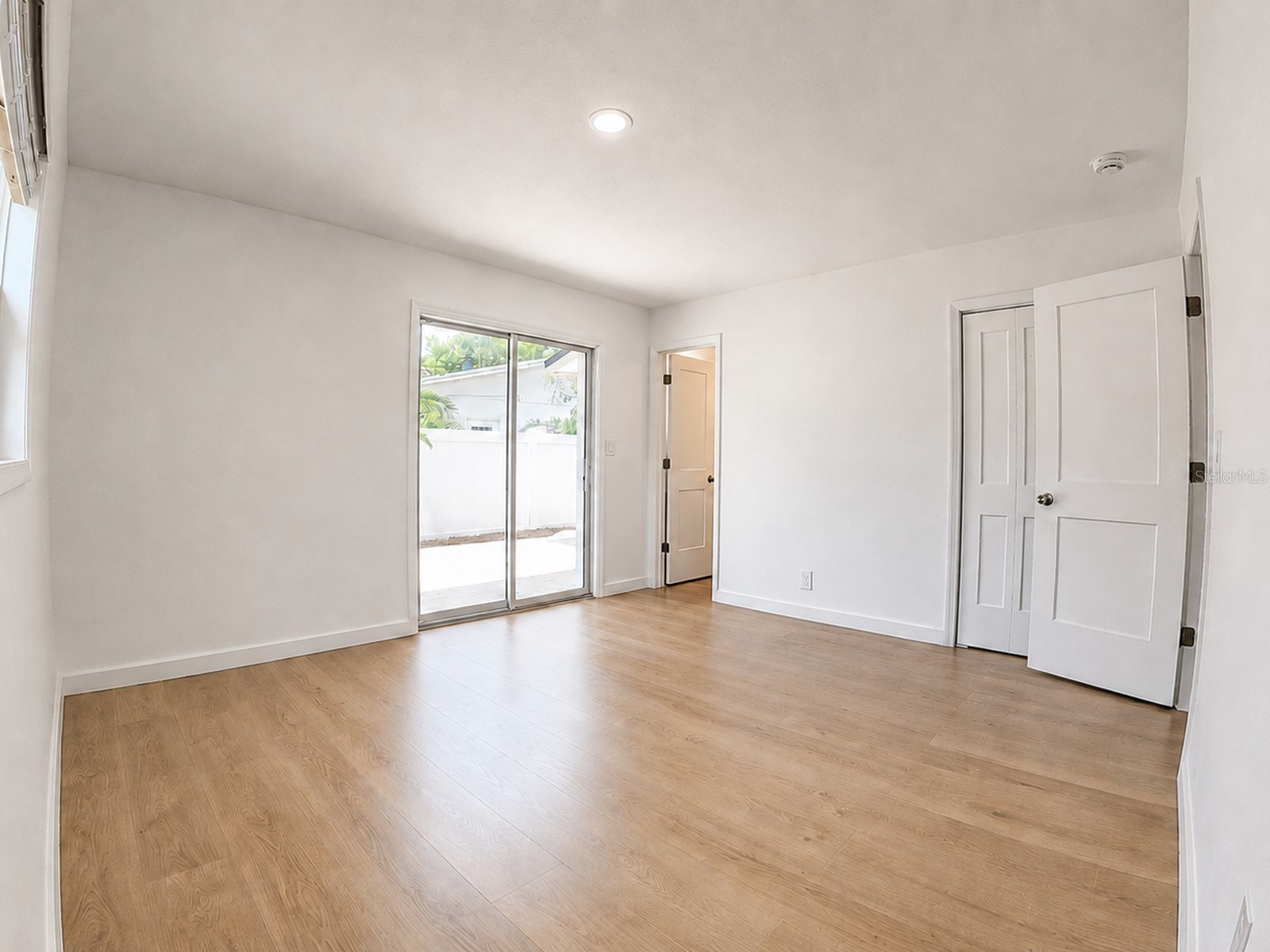 1834 New Hampshire Avenue NE Saint Petersburg FL 33703 TB8525889 image21