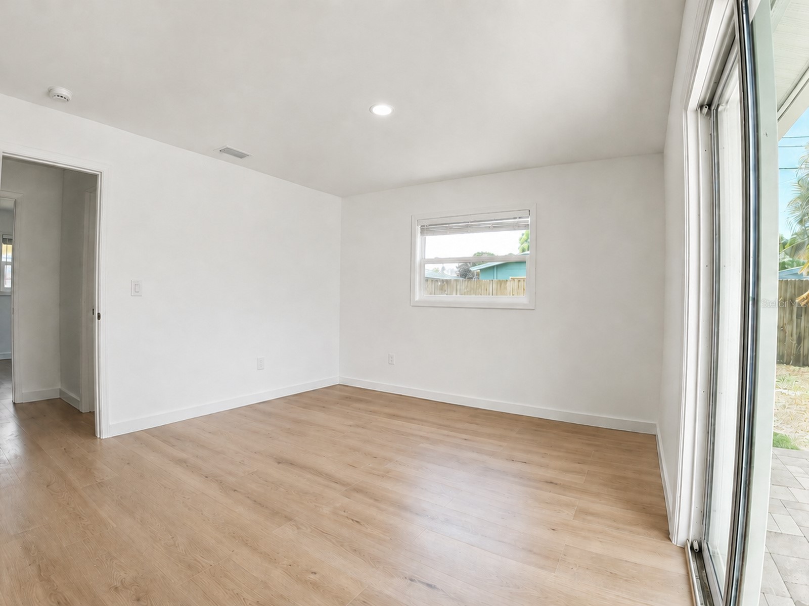 1834 New Hampshire Avenue NE Saint Petersburg FL 33703 TB8525889 image22