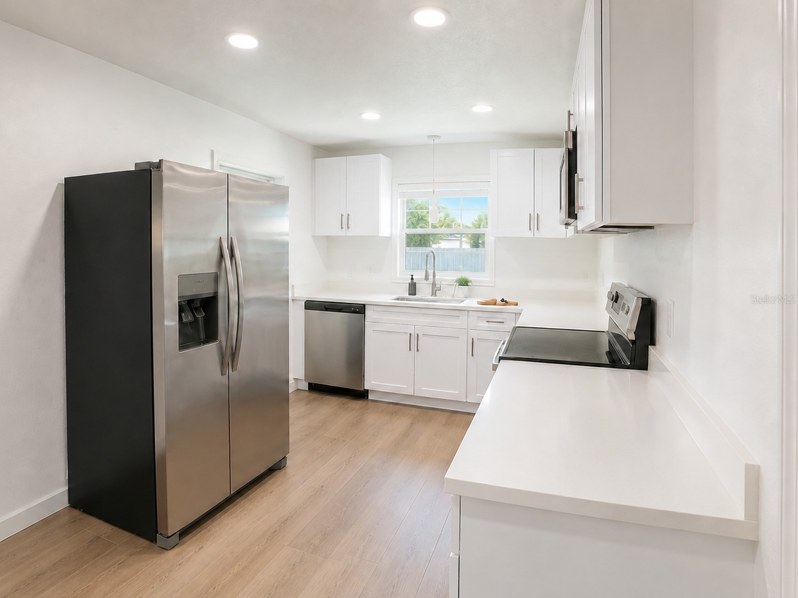 1834 New Hampshire Avenue NE Saint Petersburg FL 33703 TB8525889 image5