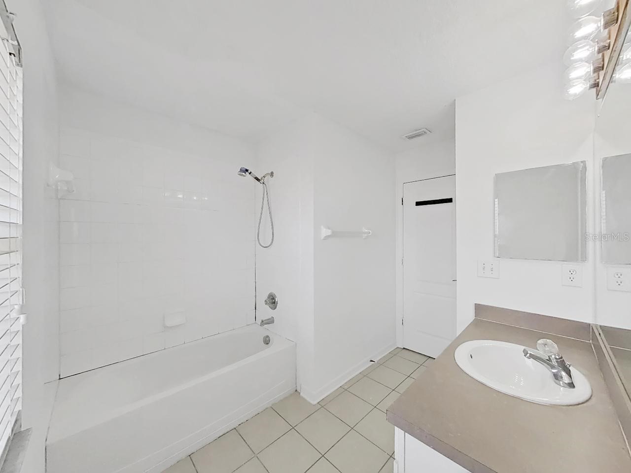 1834 Raven Glen Drive Ruskin FL 33570 TB8493766 image32