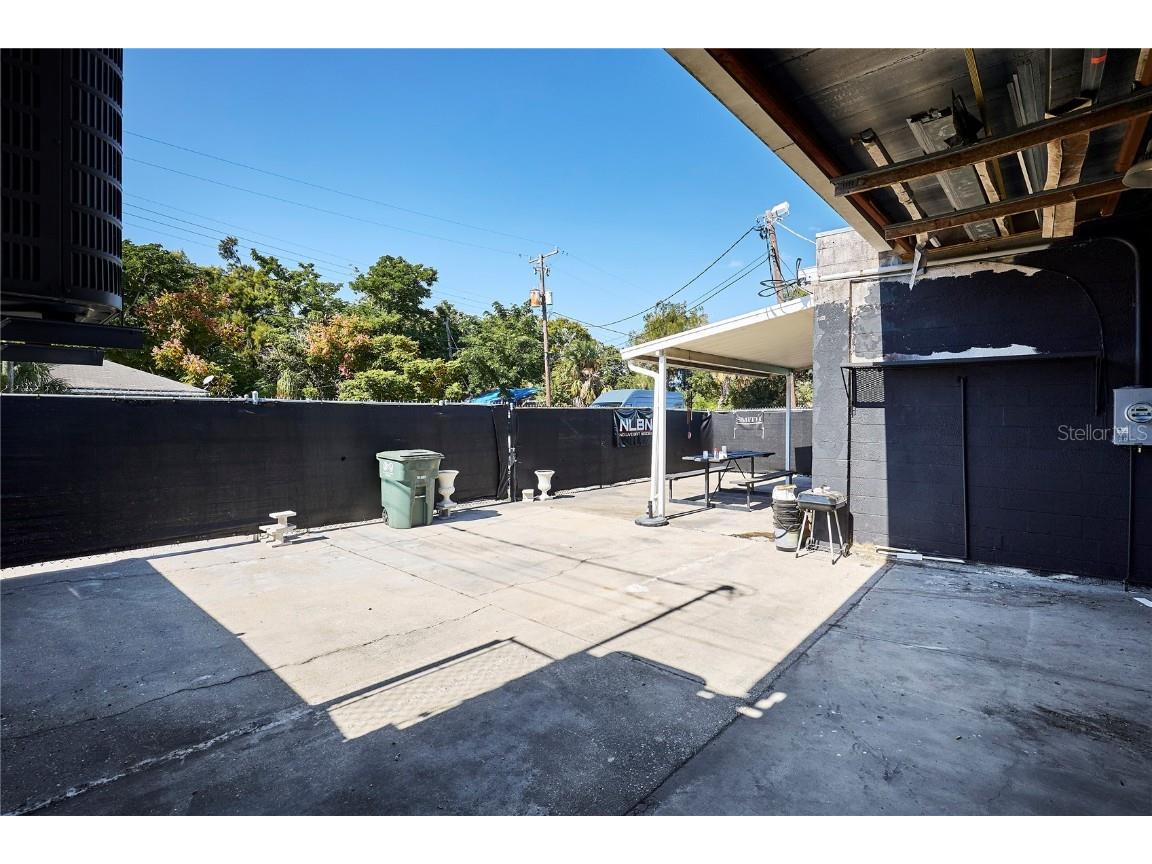 1834 Tamiami Trail Bradenton FL 34205 TB8450777 image11