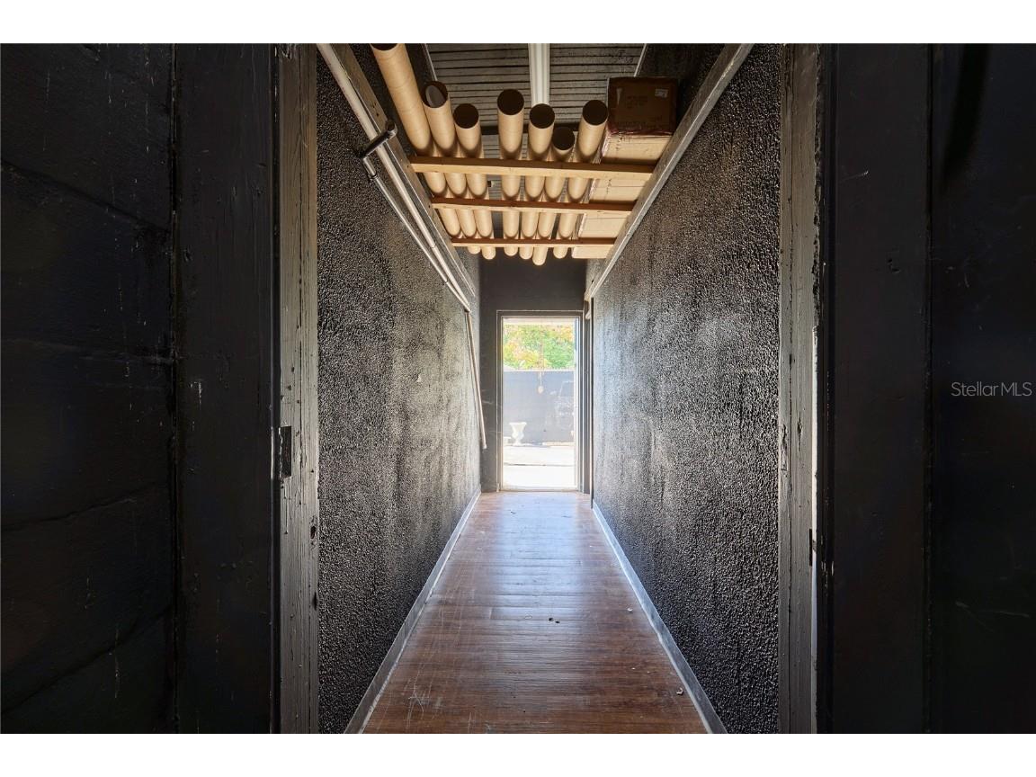 1834 Tamiami Trail Bradenton FL 34205 TB8450777 image19