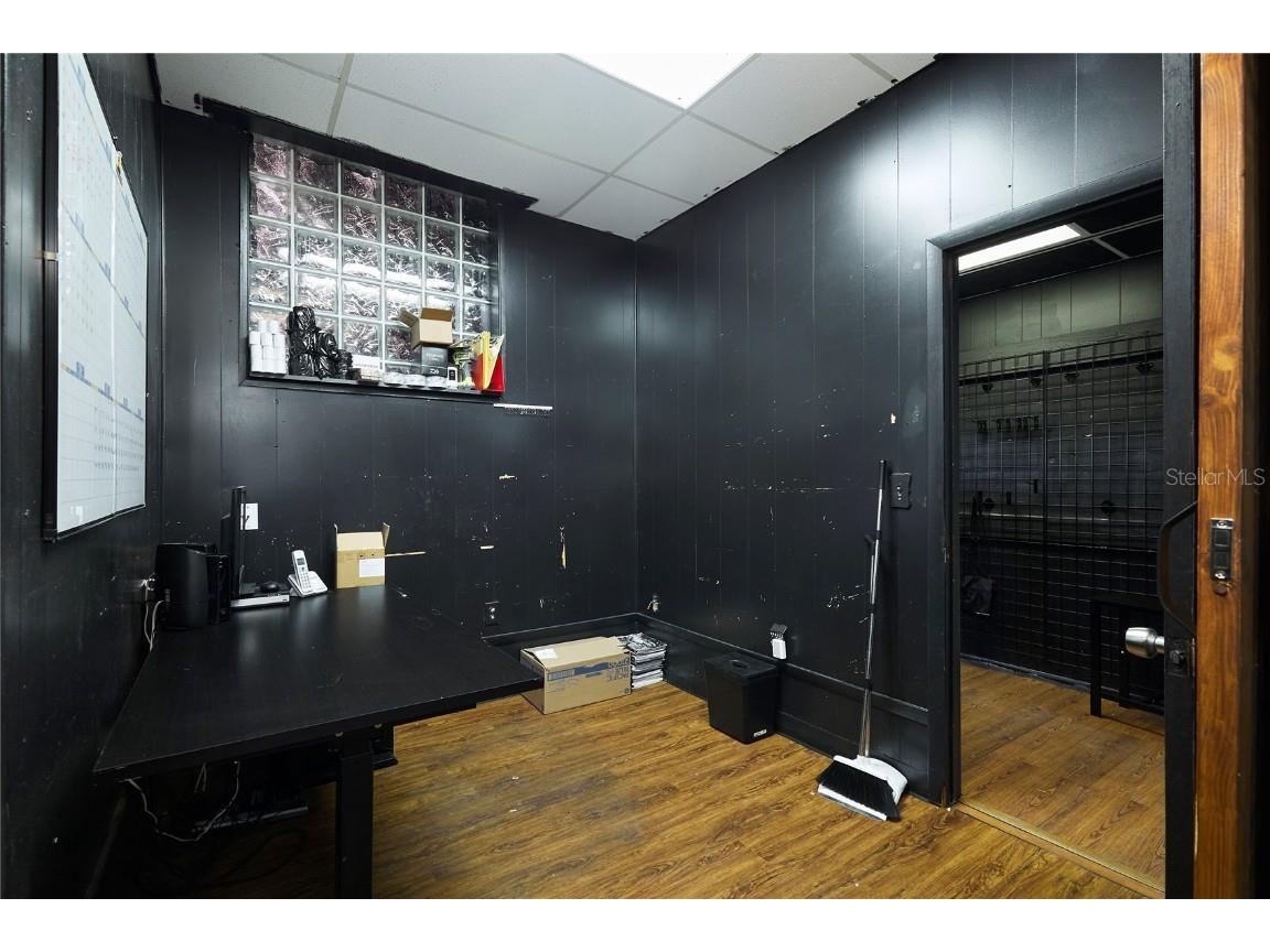 1834 Tamiami Trail Bradenton FL 34205 TB8450777 image23