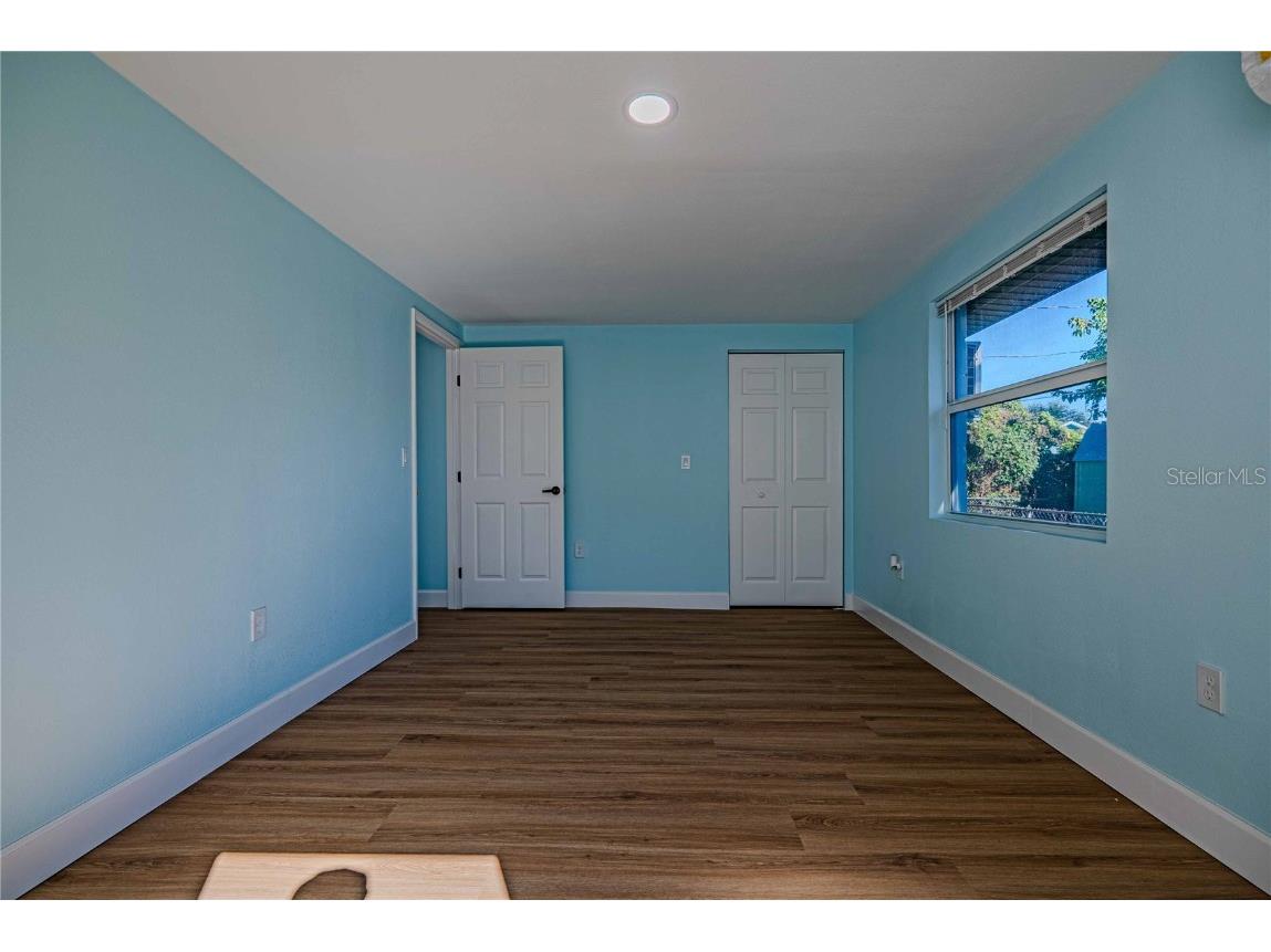 1835 15th Avenue S Saint Petersburg FL 33712 TB8448793 image18