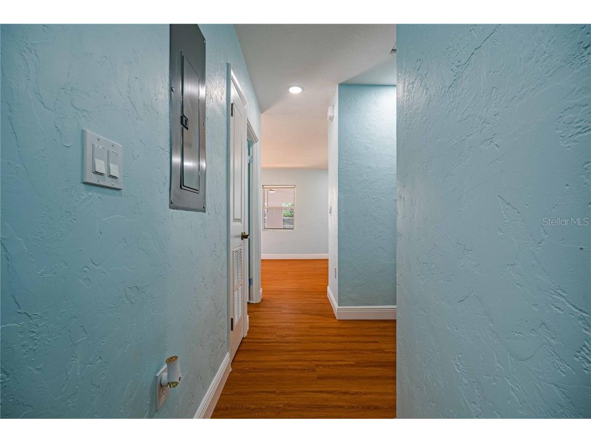 1835 15th Avenue S Saint Petersburg FL 33712 TB8448793 image19