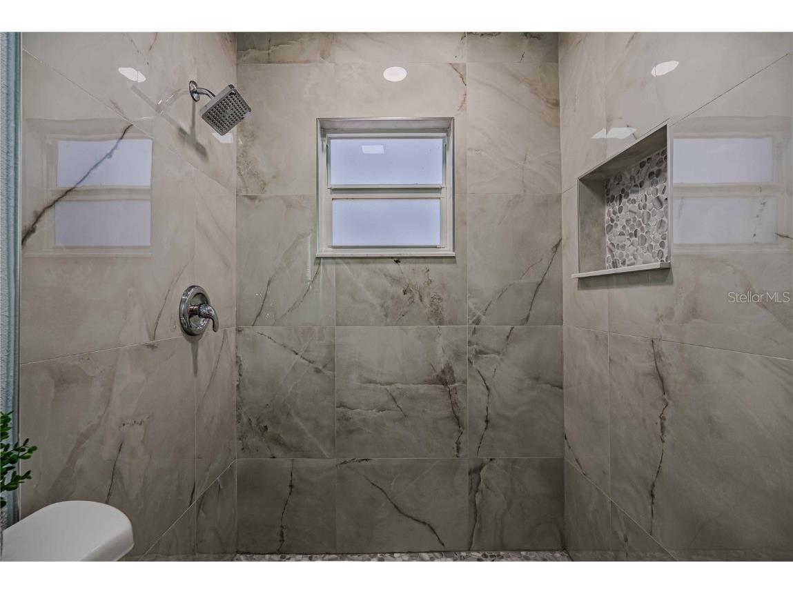 1835 15th Avenue S Saint Petersburg FL 33712 TB8448793 image28