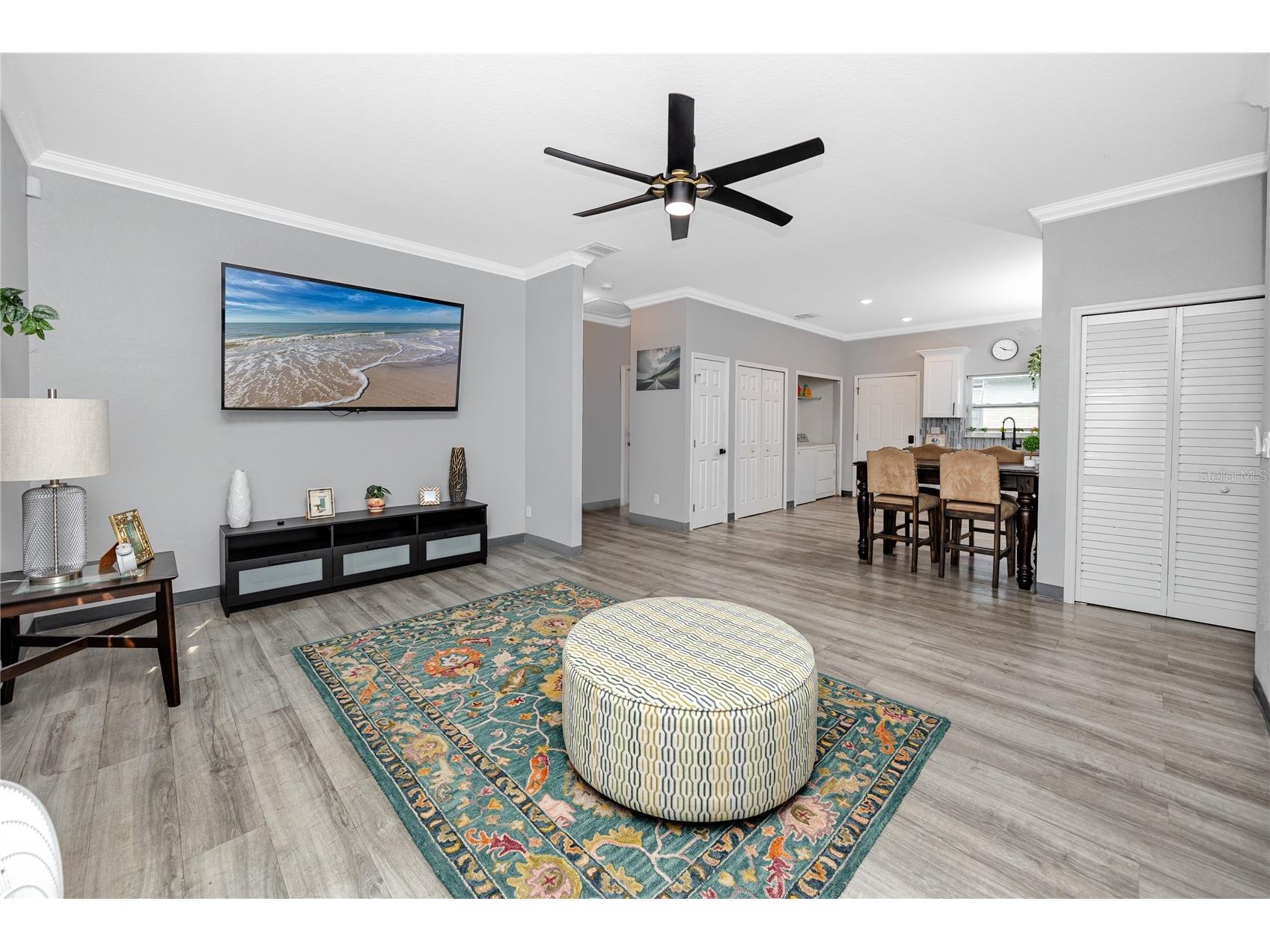 1835 16th Street S Saint Petersburg FL 33705 TB8493145 image2