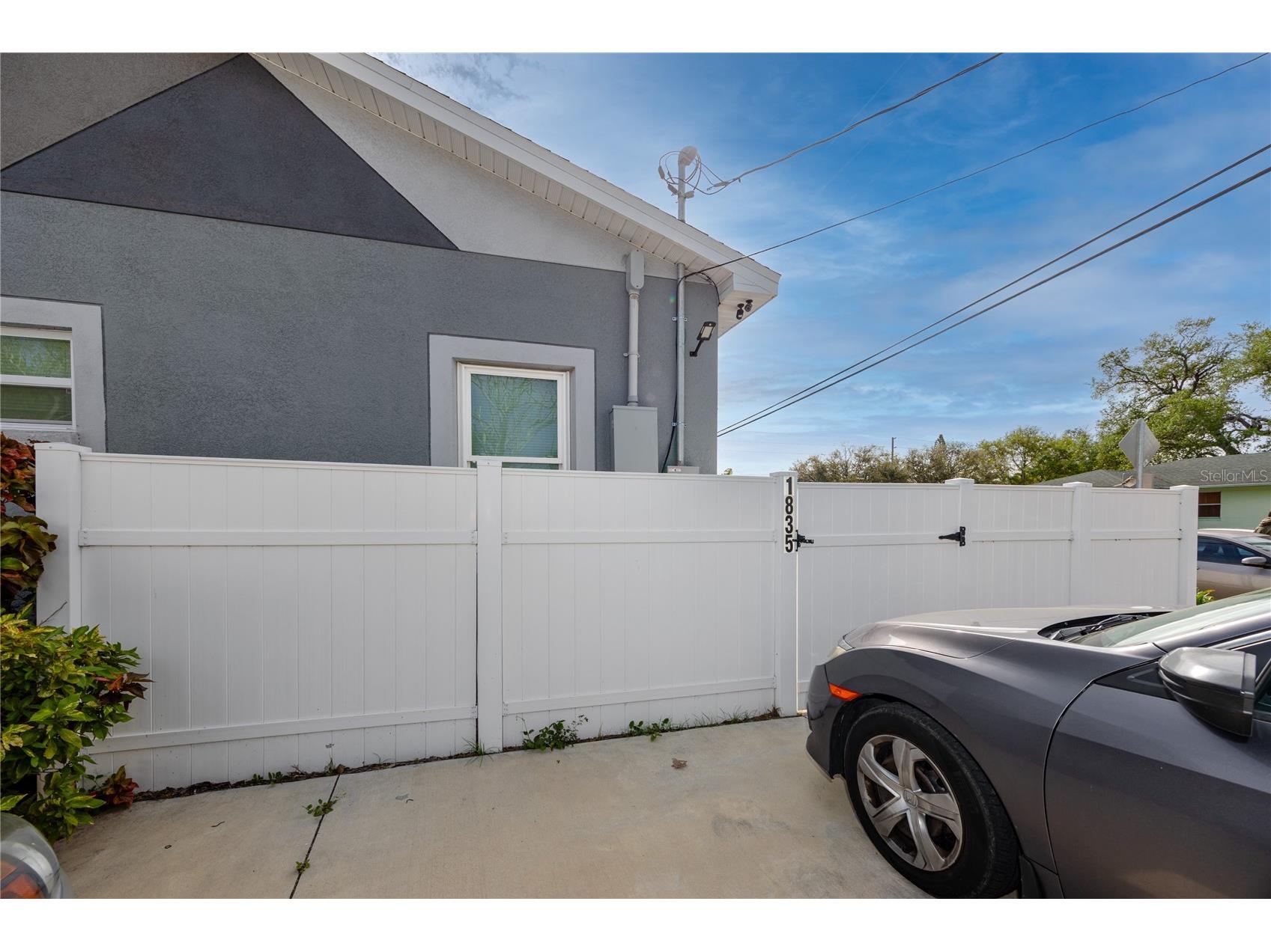 1835 16th Street S Saint Petersburg FL 33705 TB8493145 image40