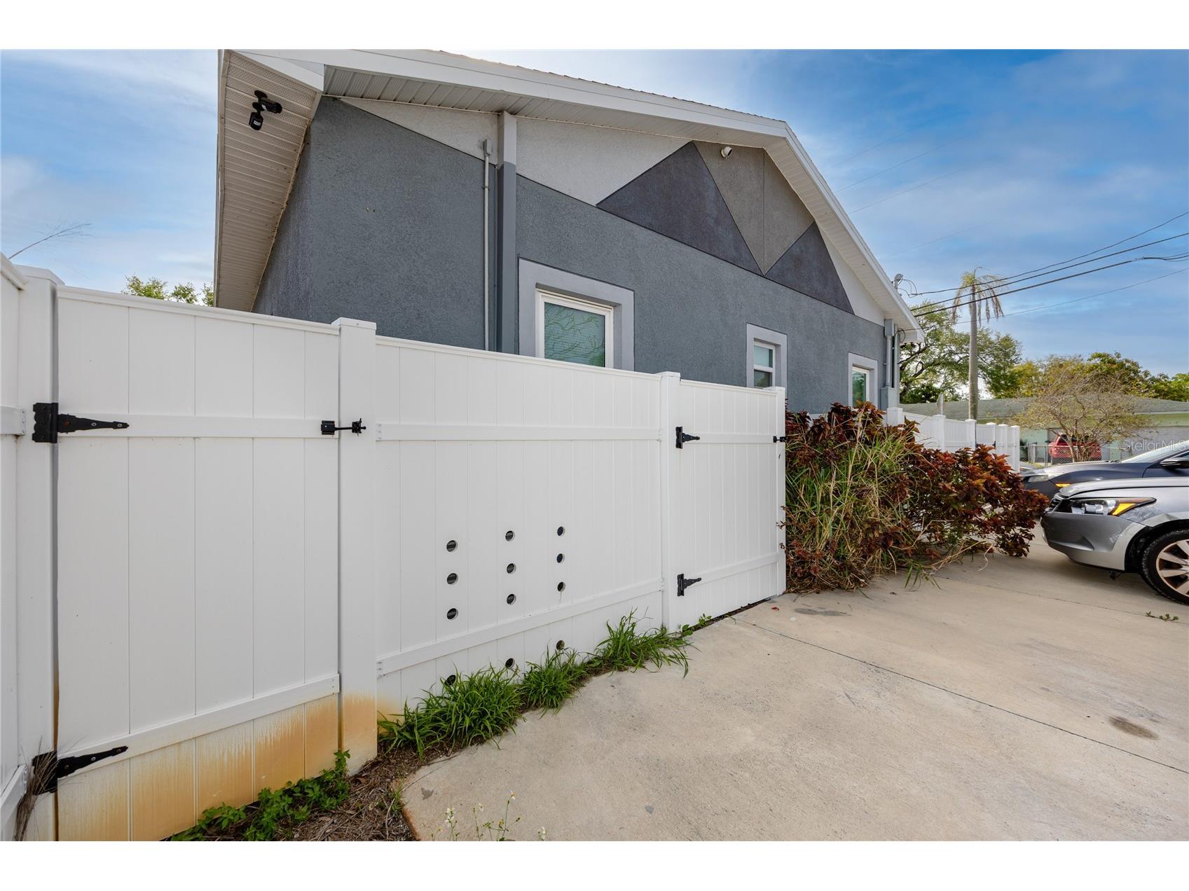 1835 16th Street S Saint Petersburg FL 33705 TB8493145 image41