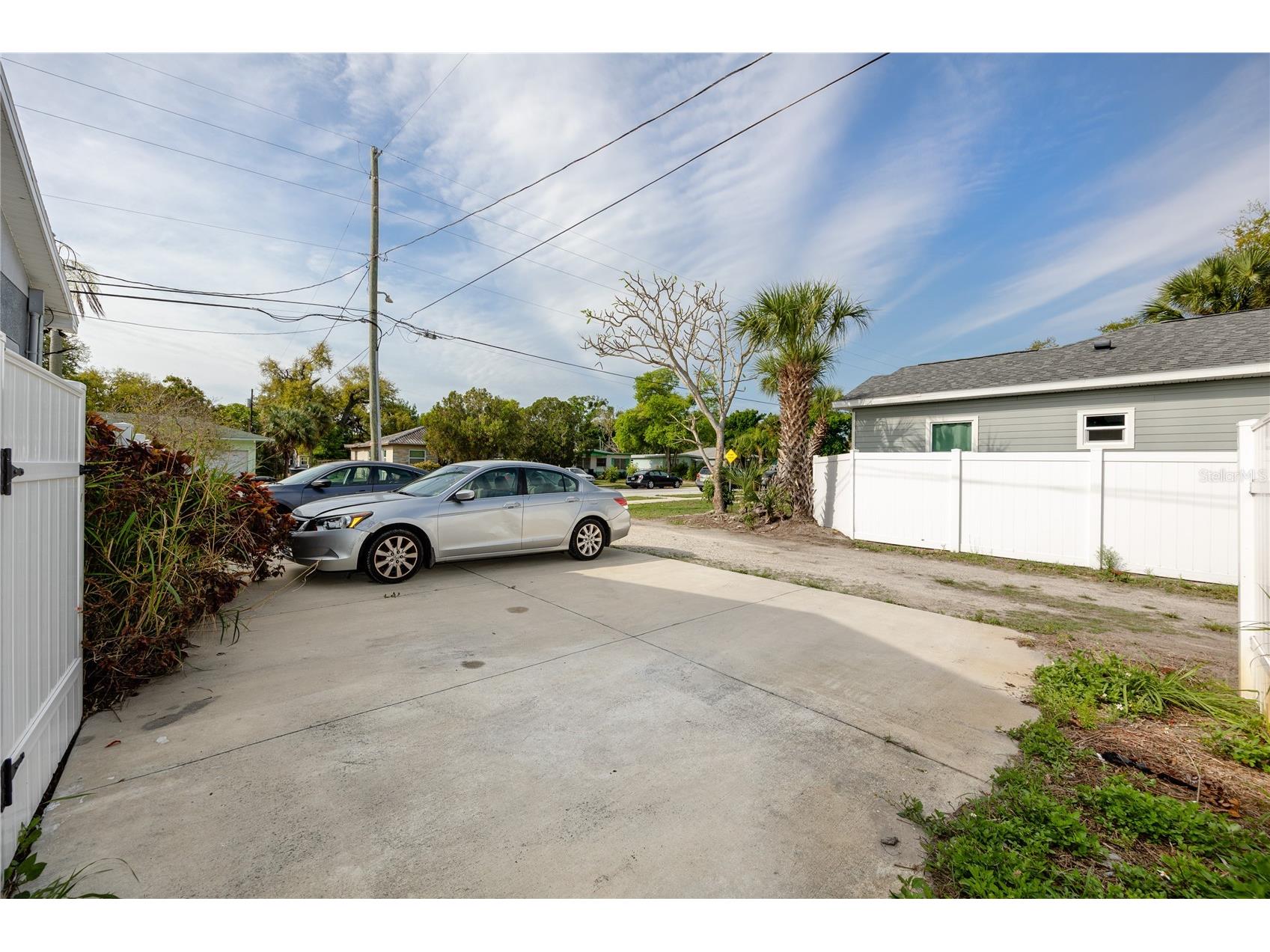 1835 16th Street S Saint Petersburg FL 33705 TB8493145 image44
