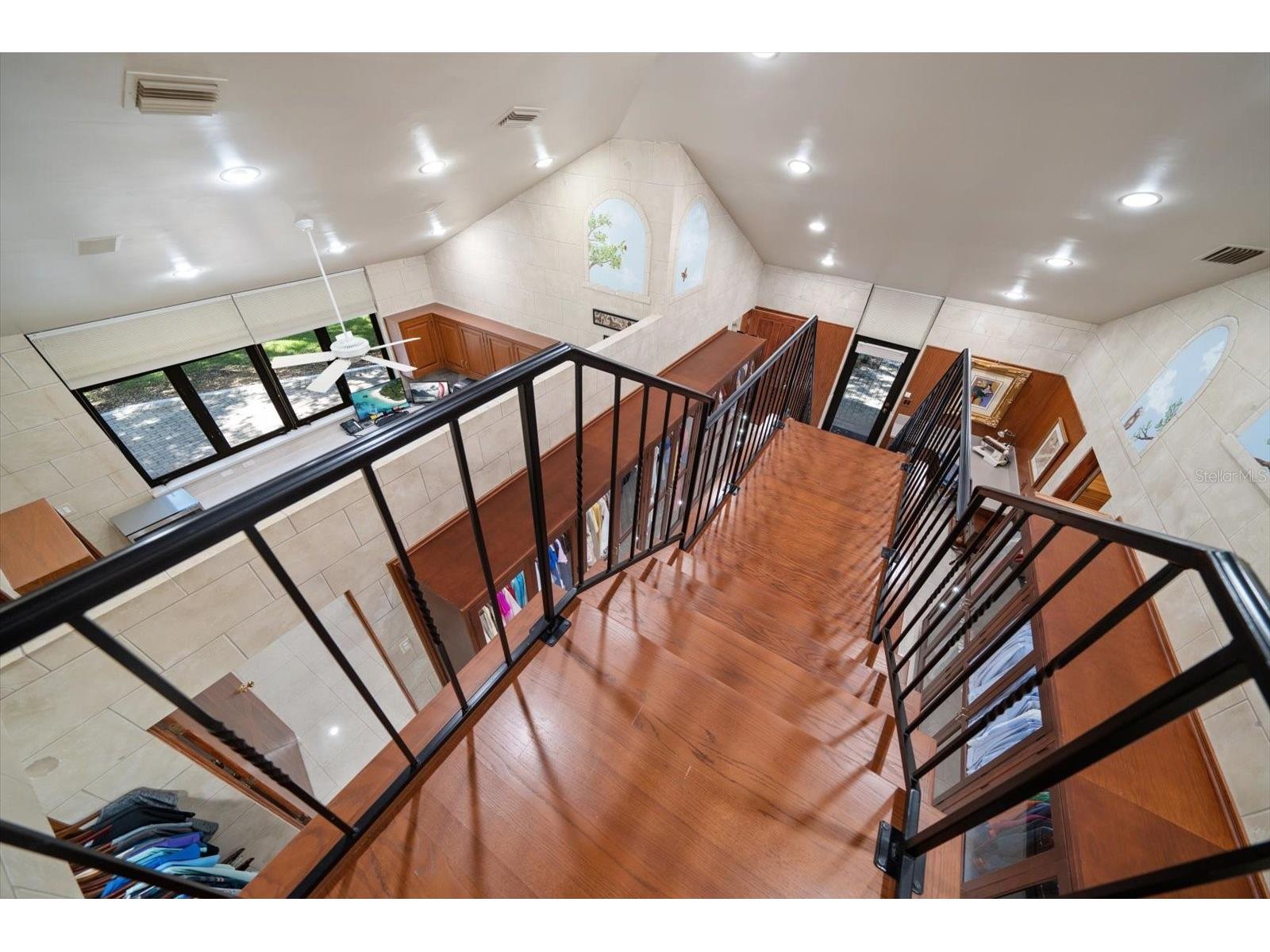 1835 Alicia Way Clearwater FL 33764 TB8402218 image37