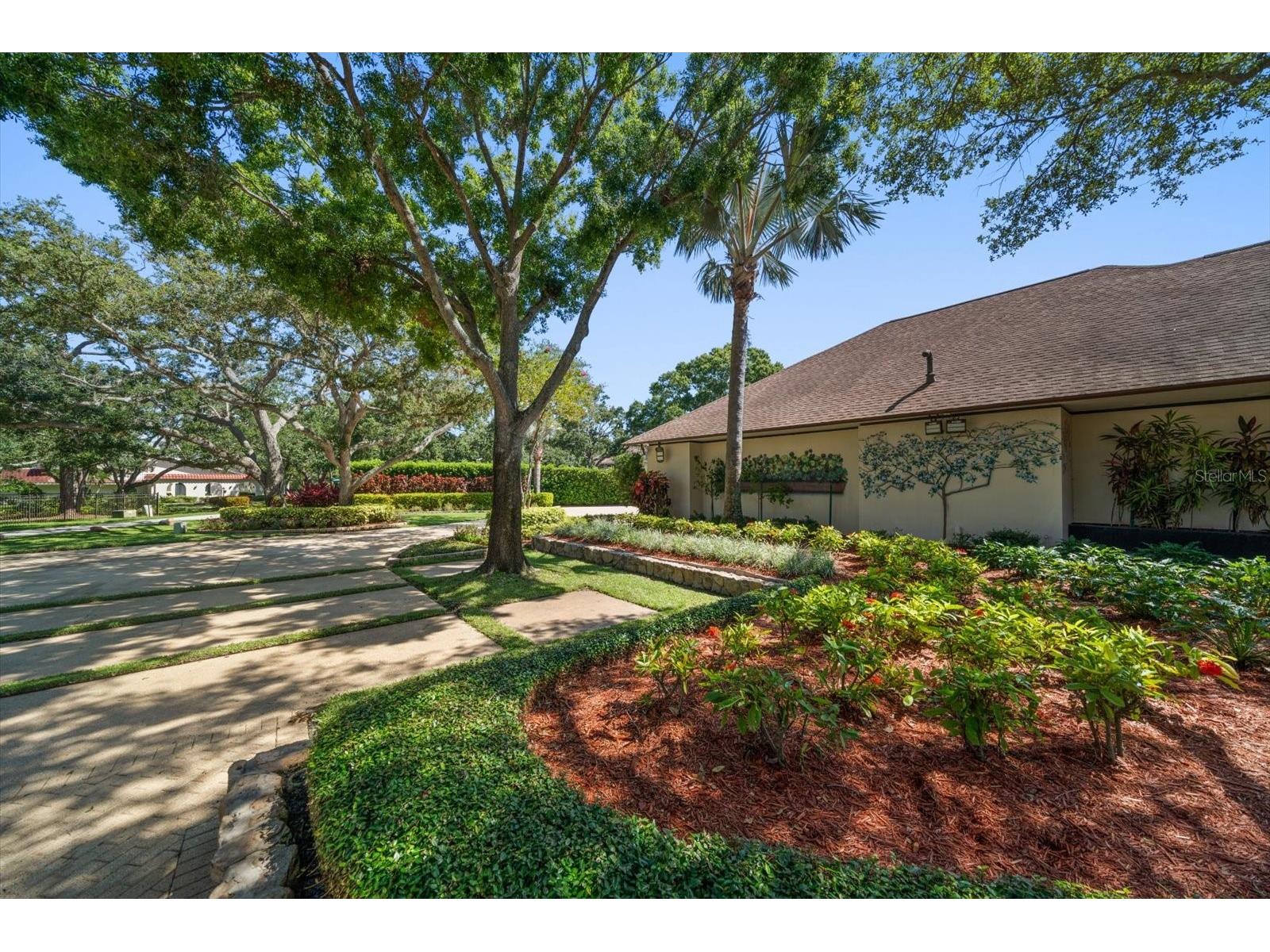 1835 Alicia Way Clearwater FL 33764 TB8402218 image74