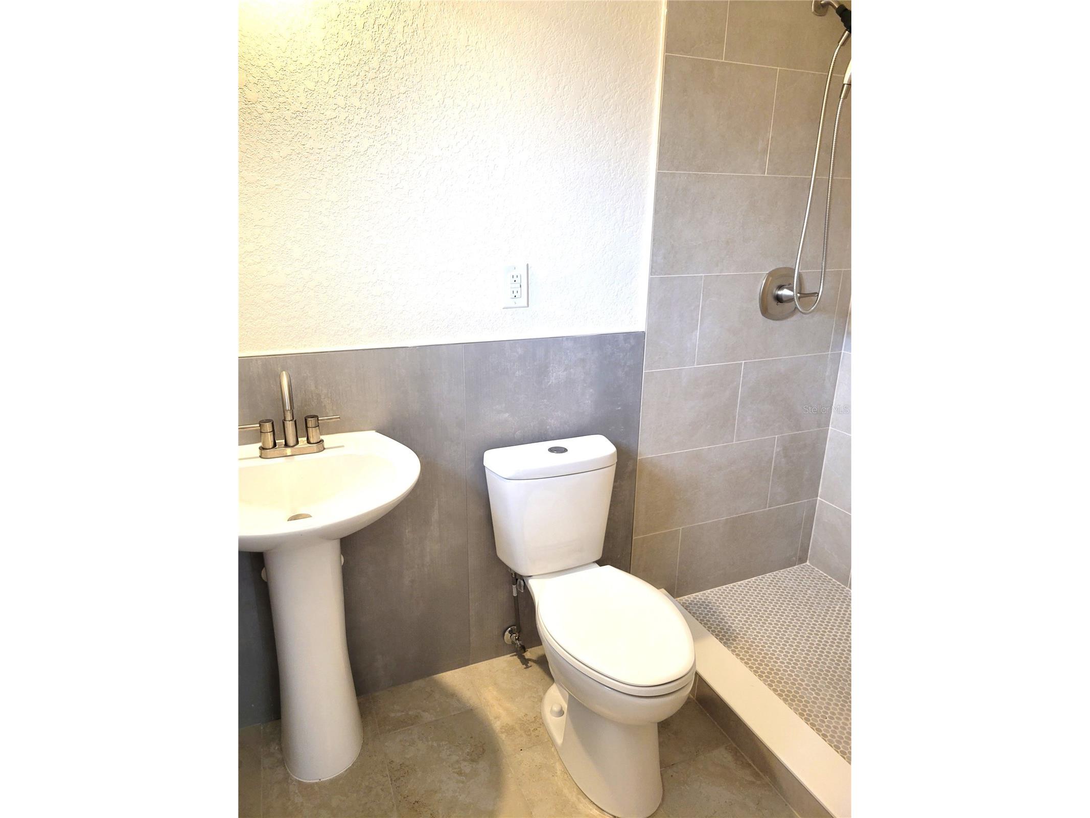 1835 Maryland Avenue NE Saint Petersburg FL 33703 TB8513615 image11