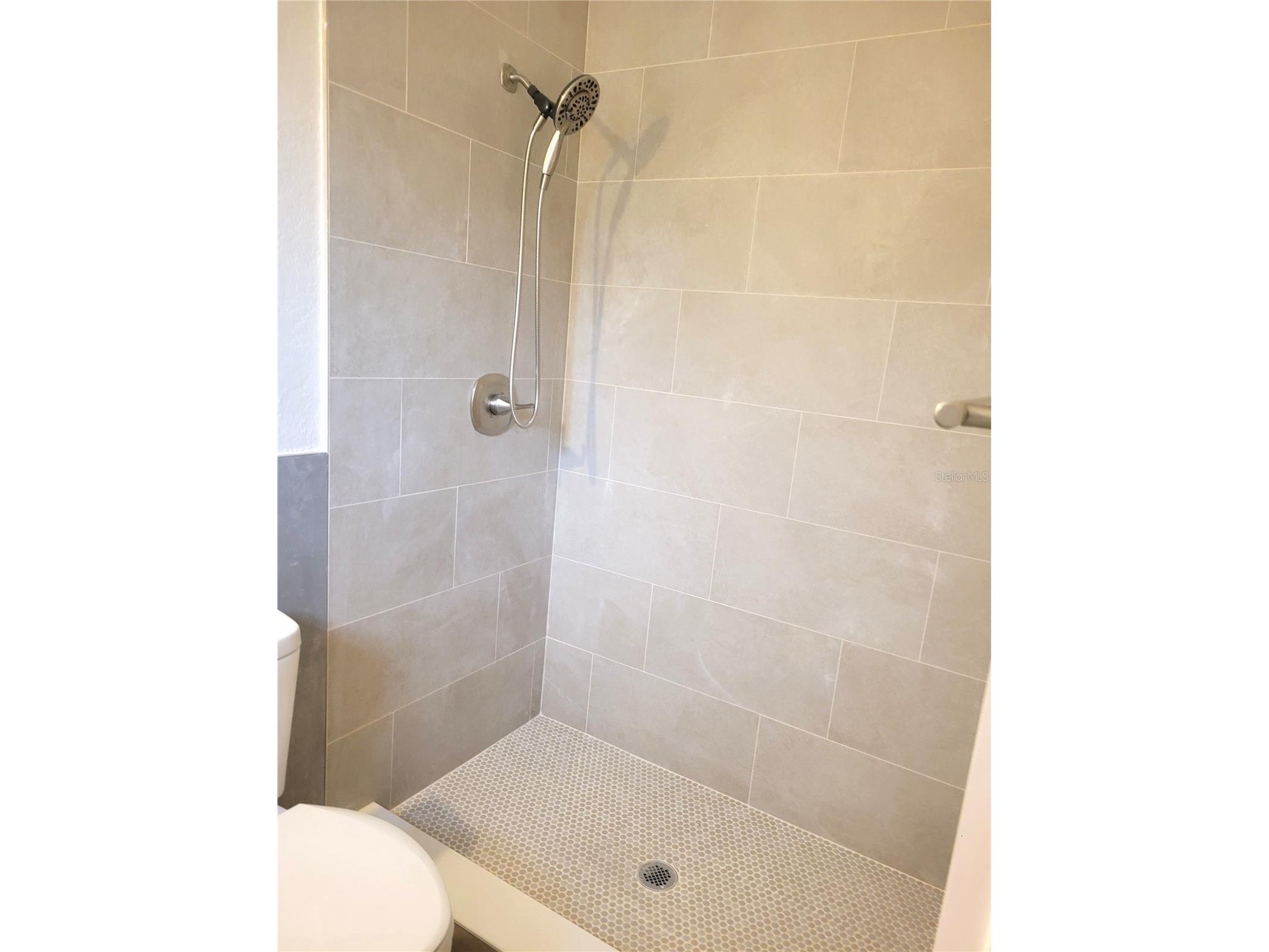 1835 Maryland Avenue NE Saint Petersburg FL 33703 TB8513615 image12